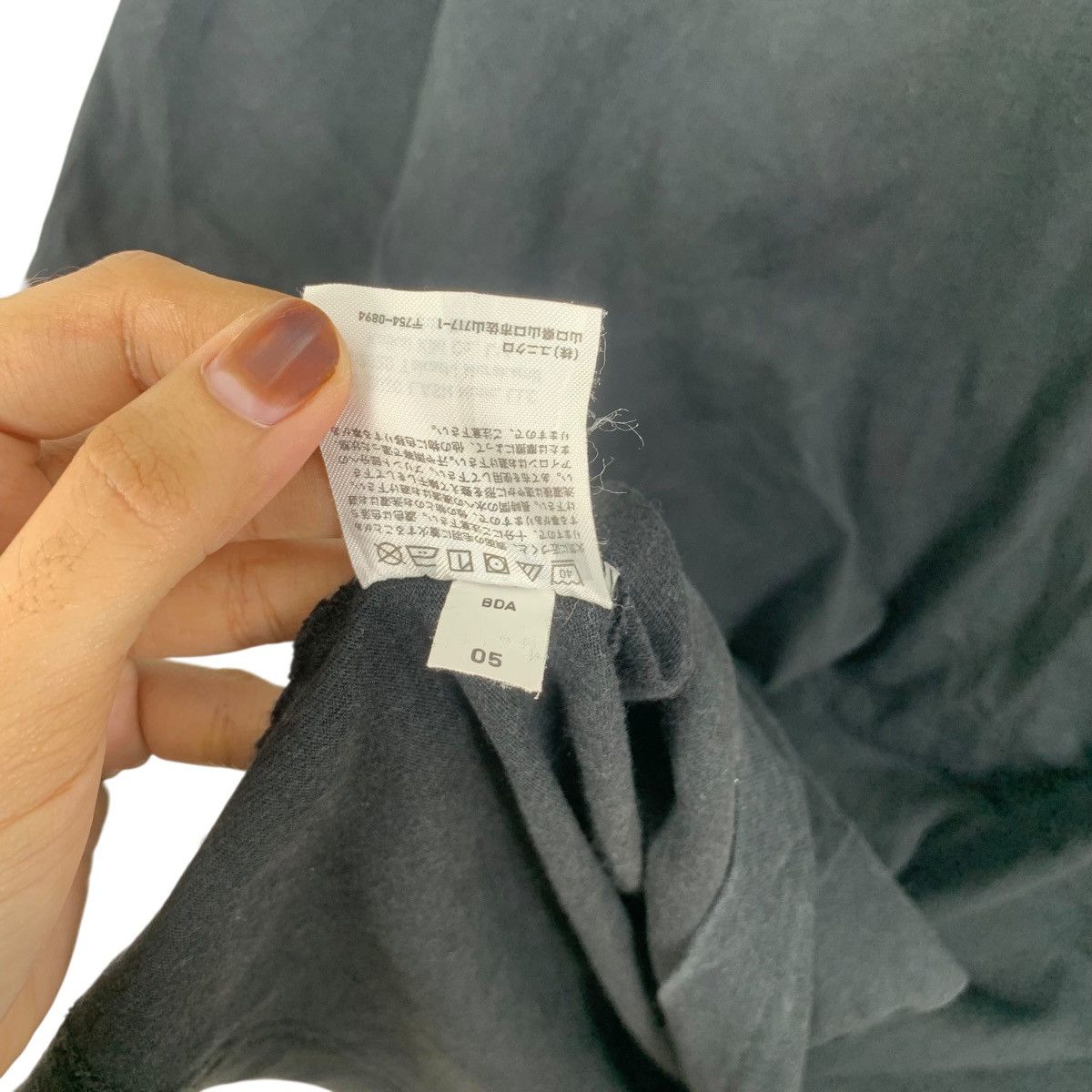 Uniqlo TAKASHI MURAKAMI x UNIQLO x BILLIE EILISH Baggy Tee Shirt Size L / US 10 / IT 46 - 9 Thumbnail