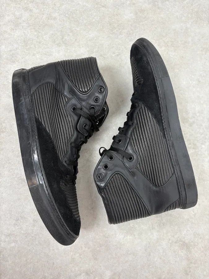Balenciaga 2010s Balenciaga City Black Plissed Leather High Sneakers Size US 10.5 / EU 43-44 - 6 Thumbnail