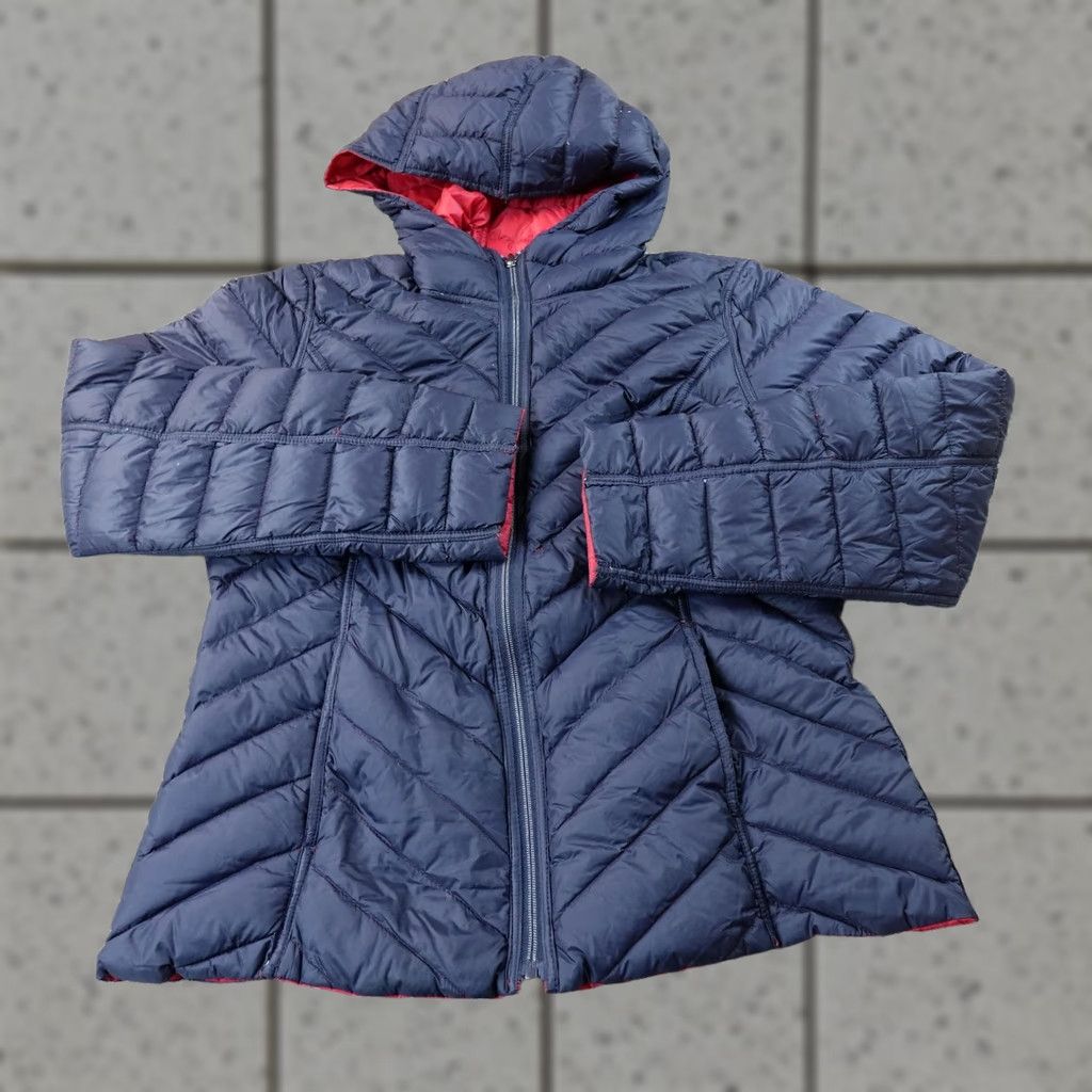 Nautica Nautica Jacket Womens L Blue Reversible Puffer Quilted Down Hooded Zip Coat Size L / US 10 / IT 46 - 1 Thumbnail