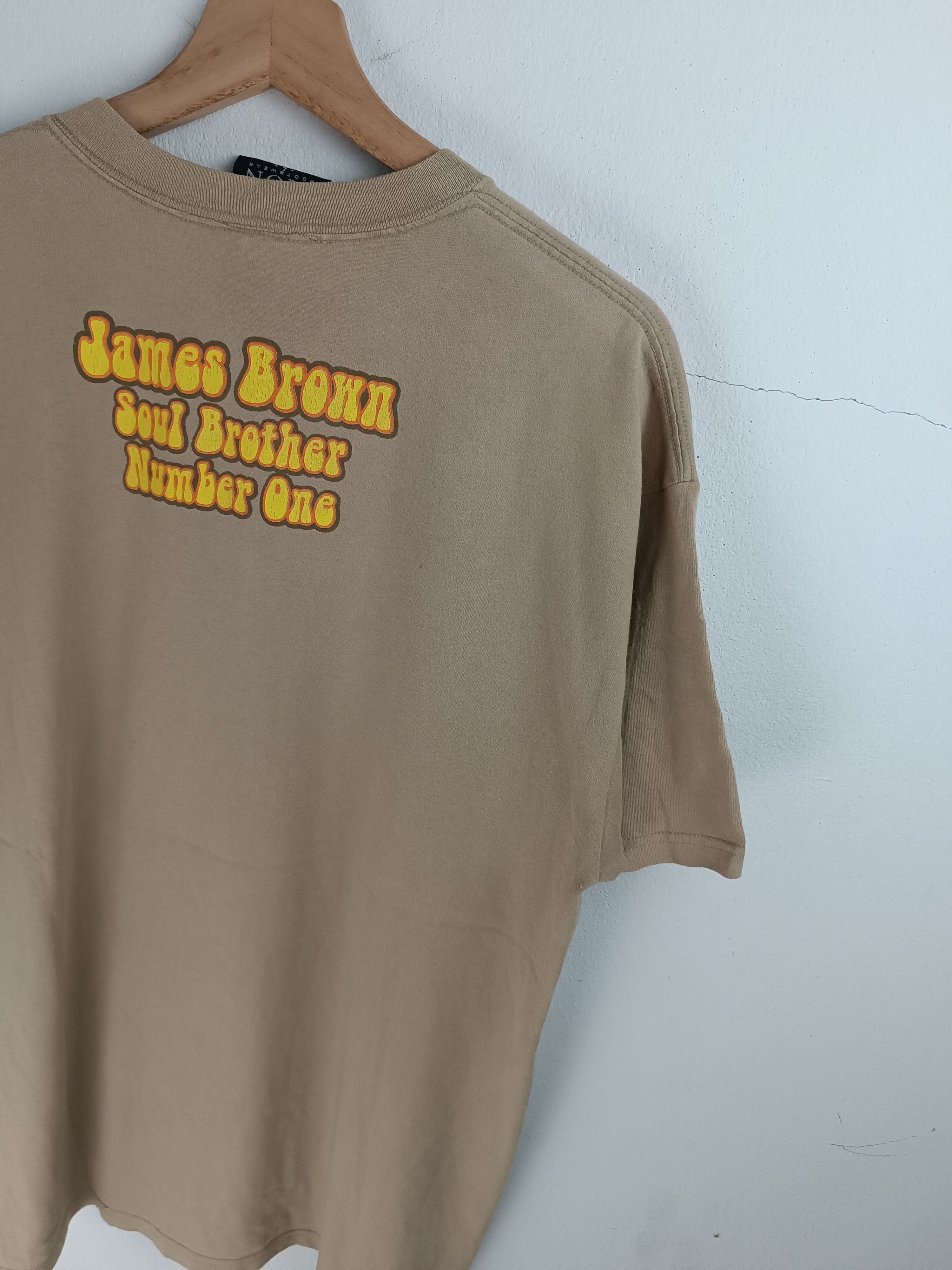 Rap Tees VINTAGE 2000s JAMES BROWN SOUL BROTHER aretha stevie berry Size US L / EU 52-54 / 3 - 15 Thumbnail