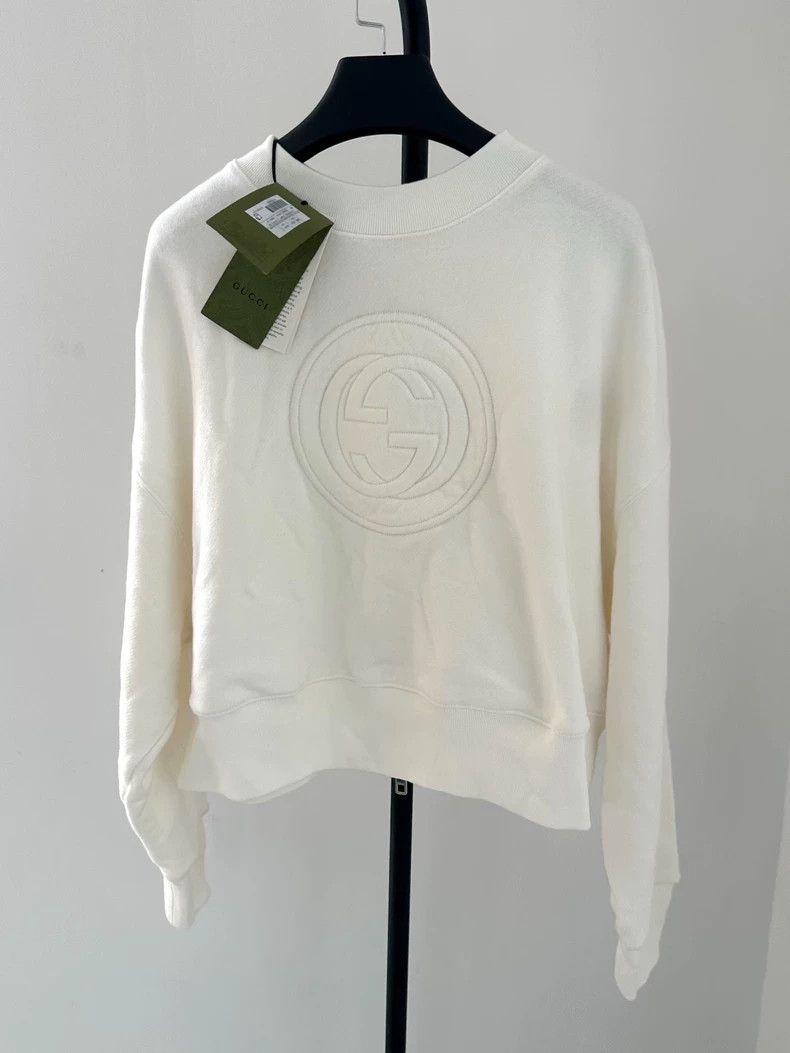 Gucci Gucci Logo embossed casual round-neck pullover sweatshirt Size M / US 6-8 / IT 42-44 - 1 Thumbnail