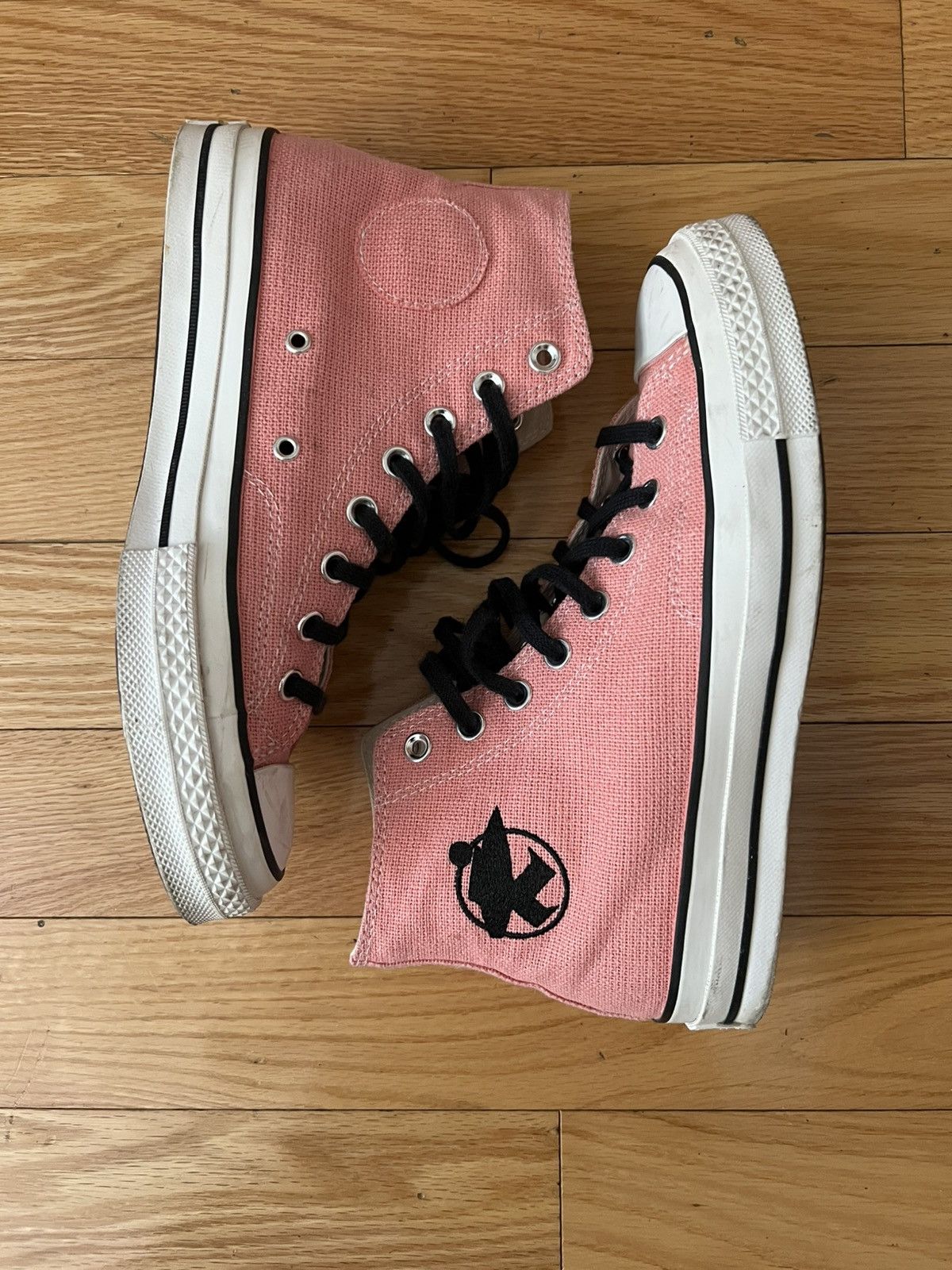 Converse × Stussy Converse x Stüssy Chuck 70 “Surfman” Pink Size US 7.5 / EU 40-41 - 2 Thumbnail