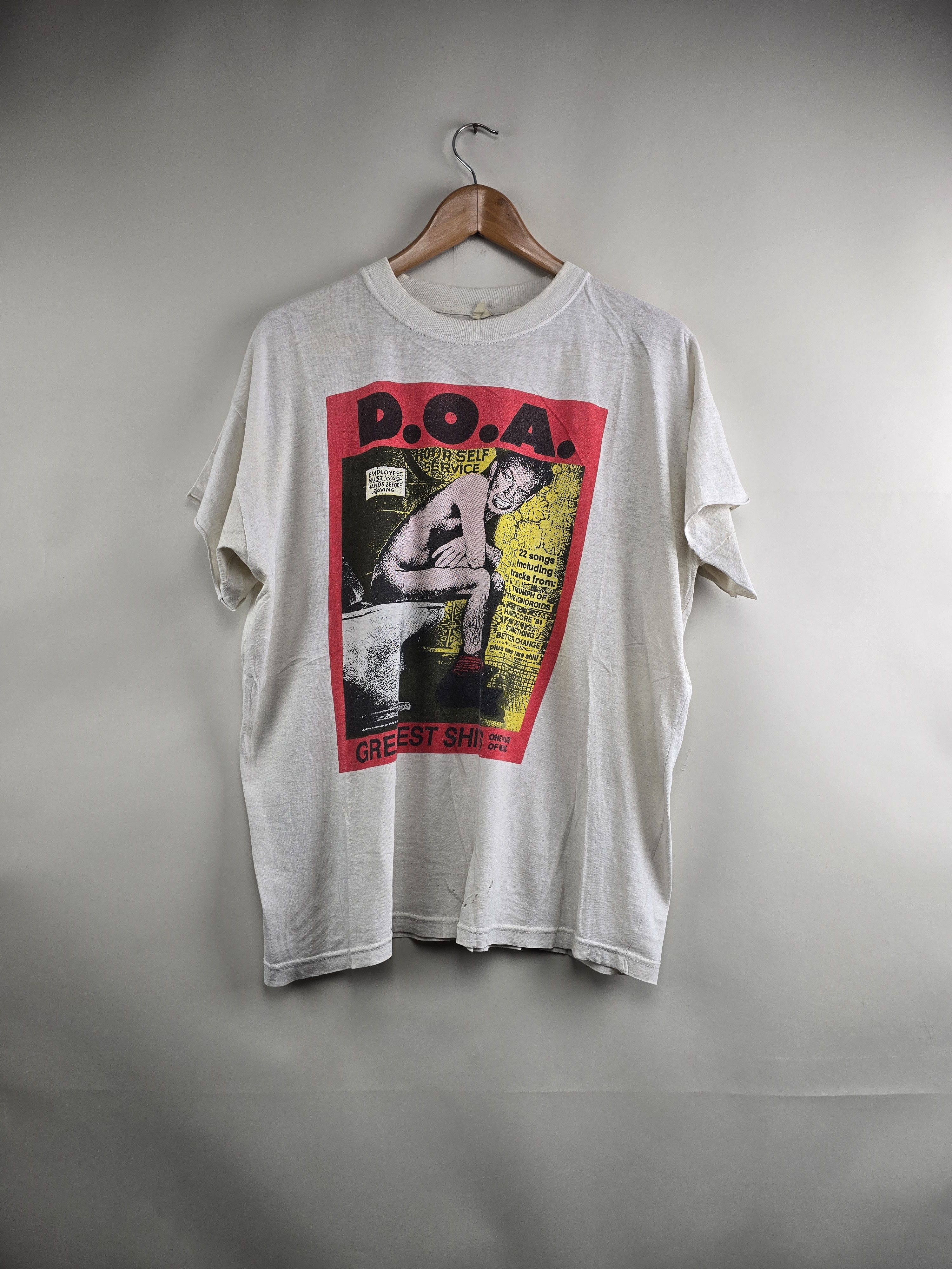 Band Tees × Vintage 90s D.O.A. Greatest Shits Punk T shirt Vintage XL 23.5" 27" Size US XL / EU 56 / 4 - 1 Thumbnail