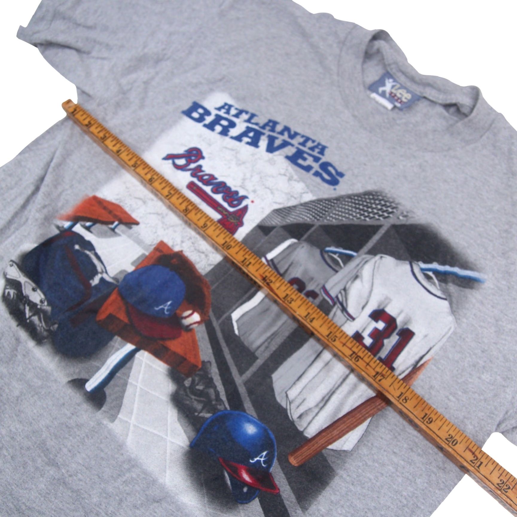 Lee VINTAGE Lee Sport Atlanta Braves Mens T-Shirt L Gray Locker Room Graphic Shirt Mens Size US L / EU 52-54 / 3 - 5 Thumbnail