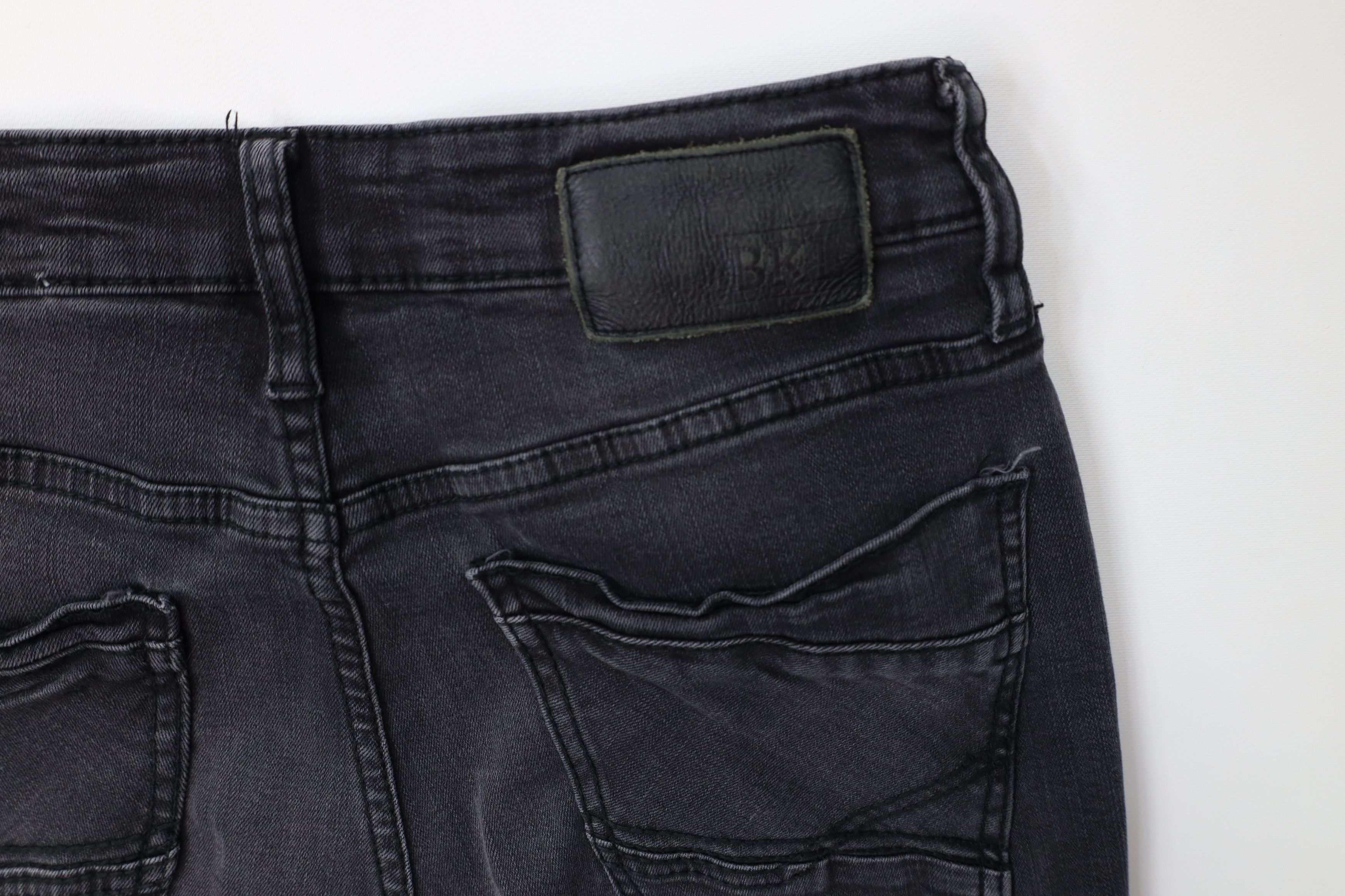 Vintage Buckle BKE Faded Jake Stretch Straight Leg Denim Jeans Black Size US 31 - 11 Thumbnail