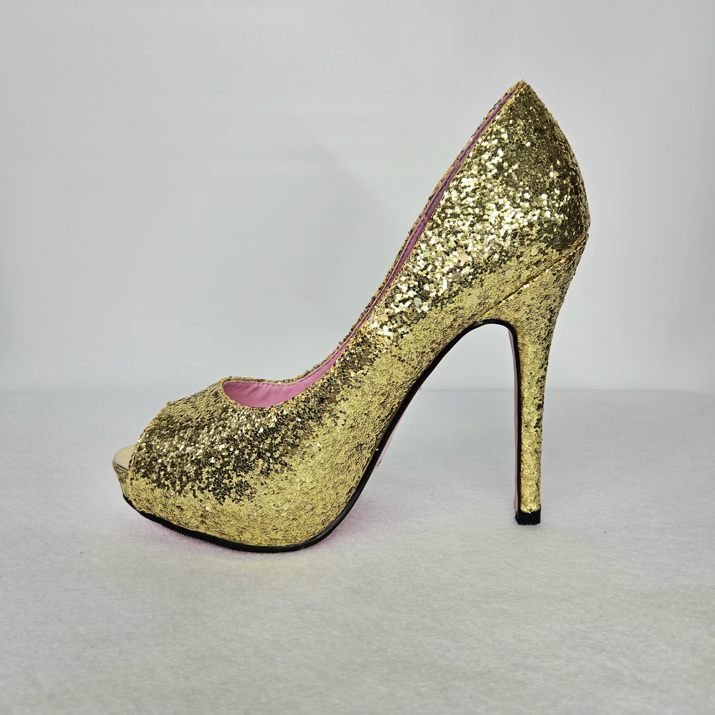Other Leg Avenue Size 6 Gold Pumps Center Stage Bling Stiletto Size US 6 / IT 36 - 6 Thumbnail