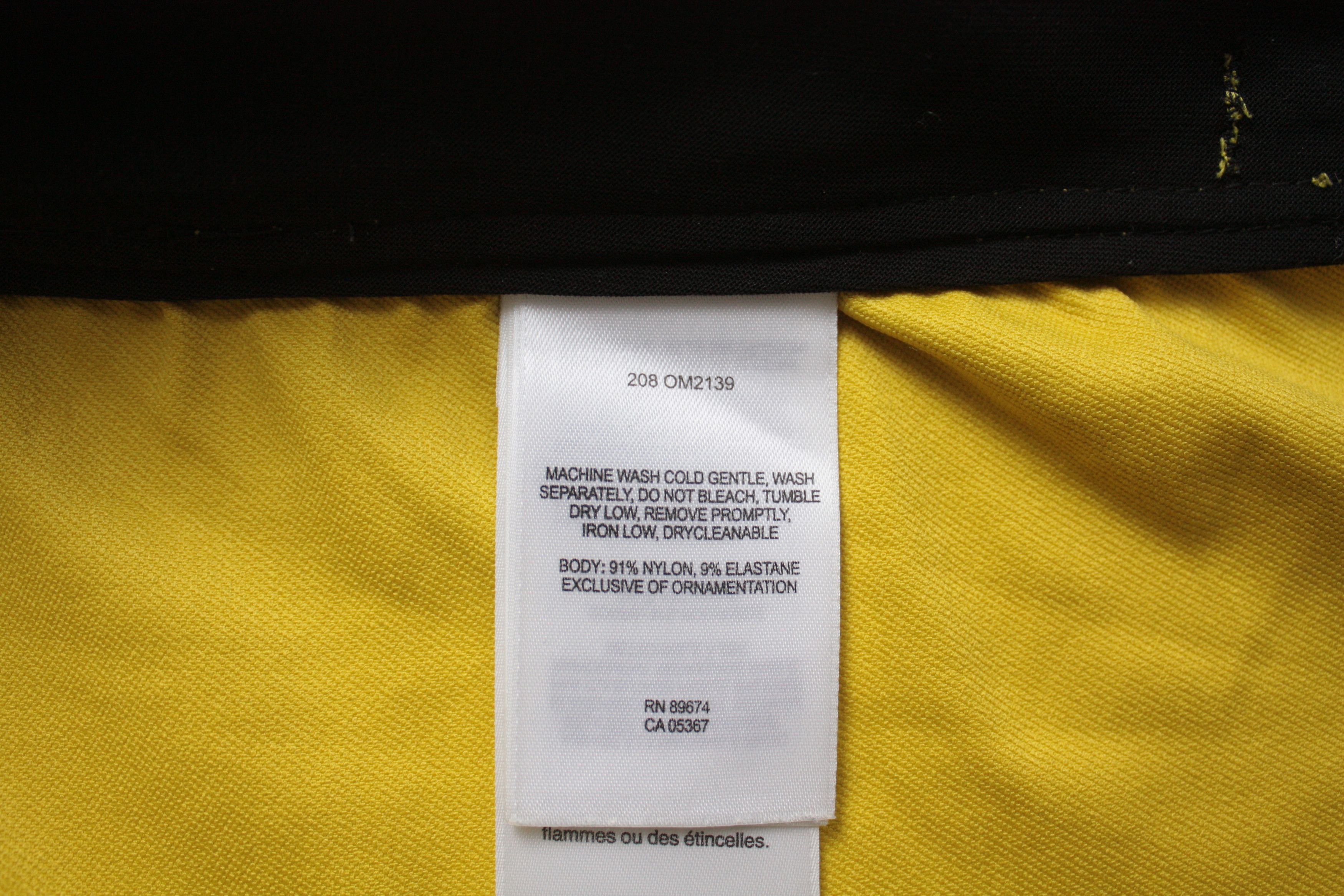 Mountain Hardwear Mountain Hardwear Yellow Trail Running Windbreaker Men's L Size US L / EU 52-54 / 3 - 10 Thumbnail