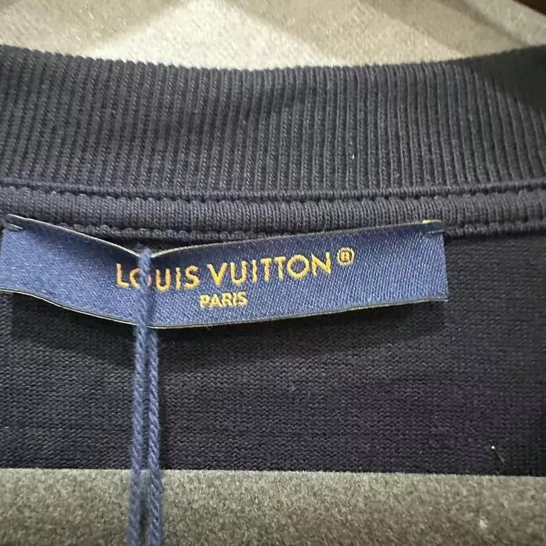 Louis Vuitton Louis Vuitton Collaboration Beaded Logo Short Sleeve-2506 Size US XXL / EU 58 / 5 - 3 Thumbnail
