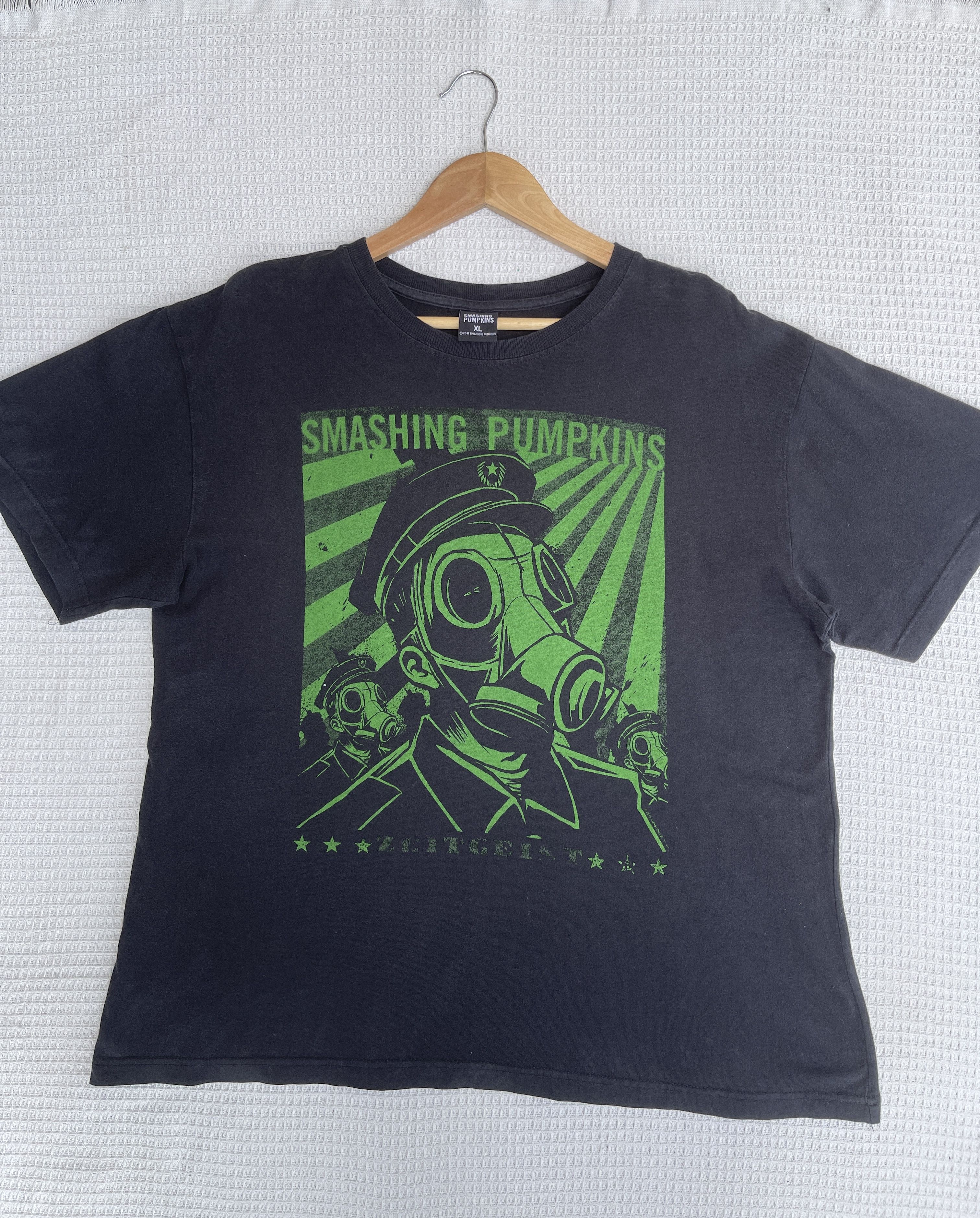 Band Tees Last Drop🔥Rare🔥Vintage Smashing Pumkins Band T-Shirt Size US XL / EU 56 / 4 - 9 Thumbnail