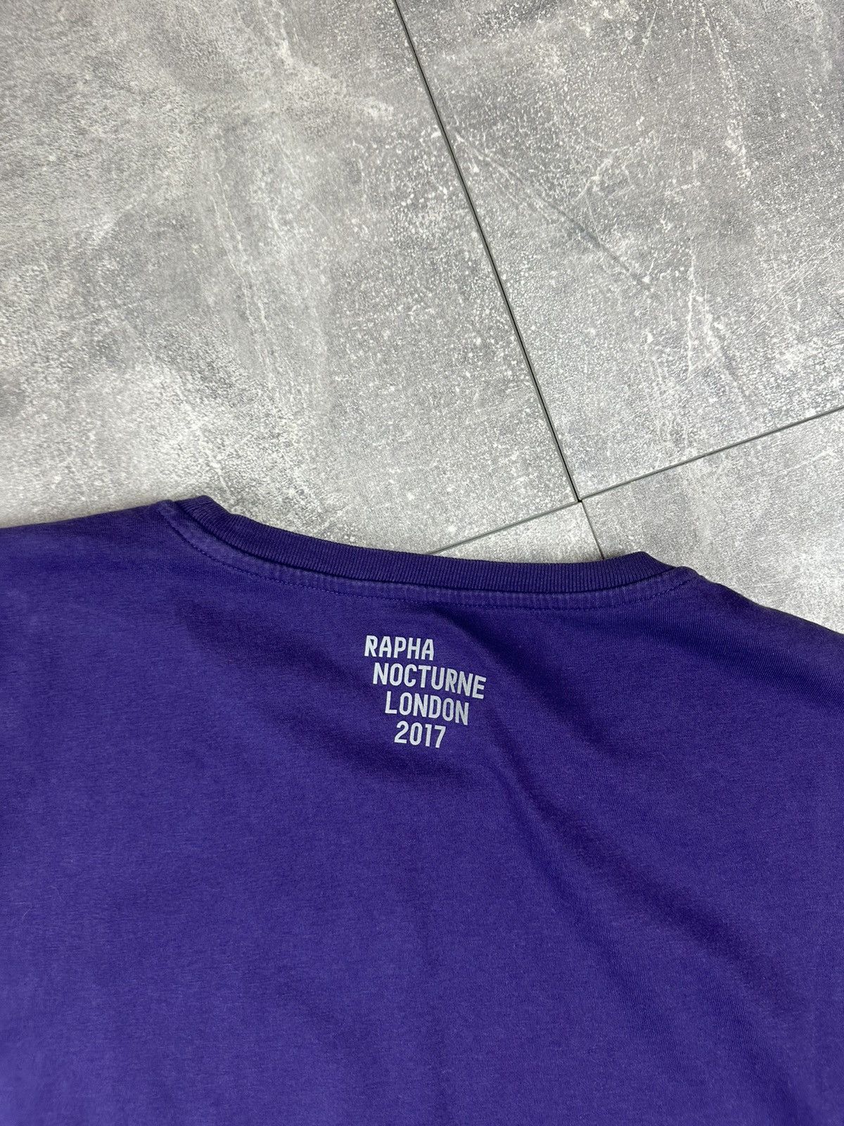 Rapha Rapha Mens Purple T-Shirt Reflective Logo Size US S / EU 44-46 / 1 - 10 Thumbnail
