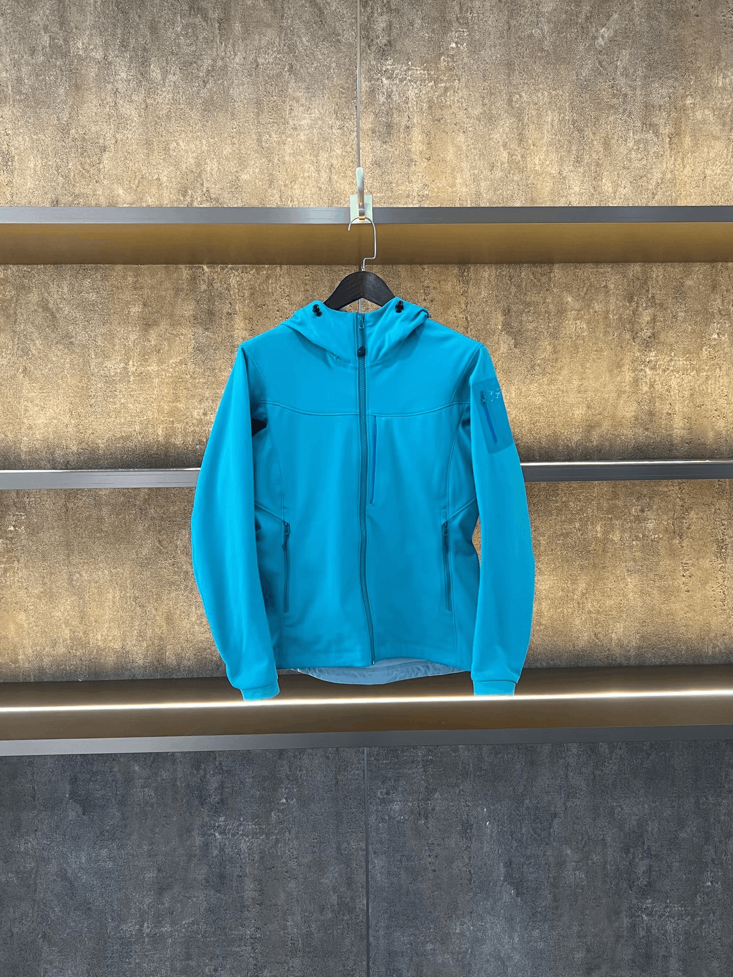 Arc'teryx Arc'teryx Jacket M Women Size M / US 6-8 / IT 42-44 - 1 Thumbnail
