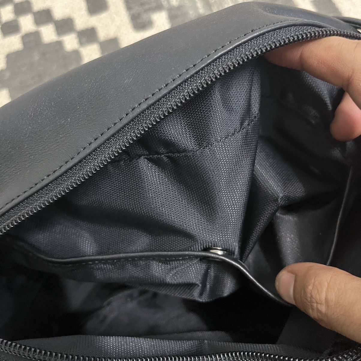 Issey Miyake Authentic Vintage Issey Miyake Product Leather Sling Bag Size ONE SIZE - 8 Thumbnail