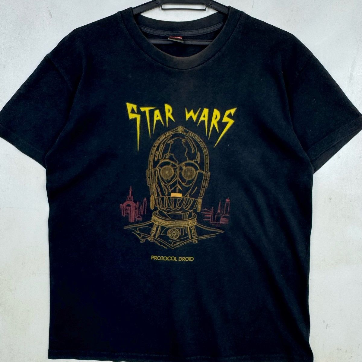 Star Wars × Vintage Vintage Sunfaded Star Wars Protocol Droid Tshirt Size US L / EU 52-54 / 3 - 2 Thumbnail