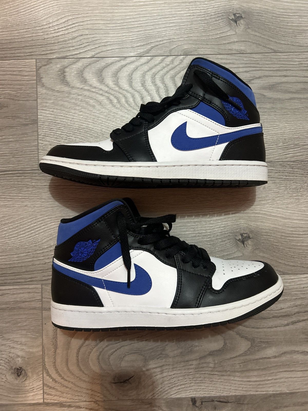 Jordan Brand Jordan 1s mid white/racer blue-black Size US 8.5 / EU 41-42 - 2 Thumbnail