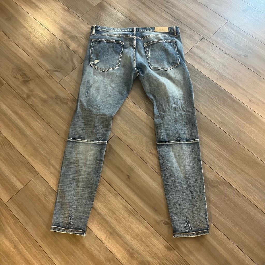 MNML MNML Light Wash Distressed Casual Denim Jeans Men 38x33 Size US 38 / EU 54 - 5 Thumbnail