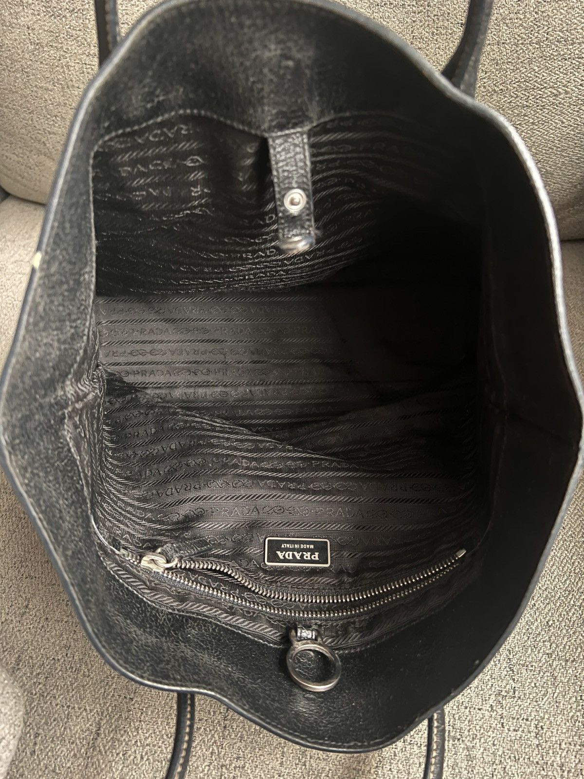 Prada Prada Perforated Leather Black shoulder tote bag Size ONE SIZE - 8 Thumbnail