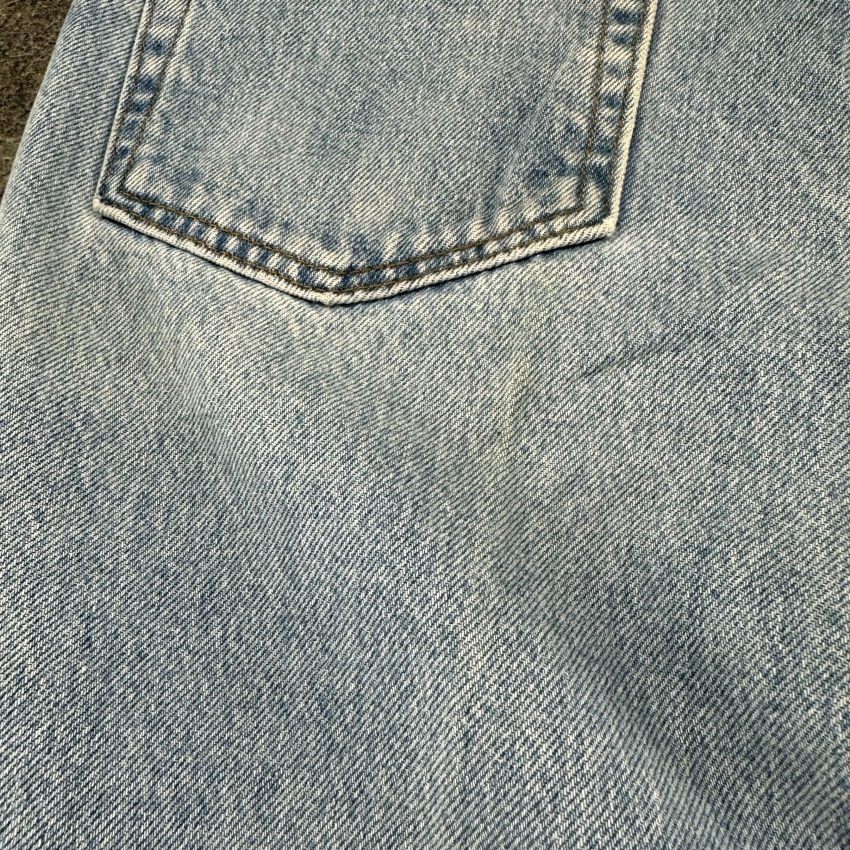 Calvin Klein Calvin Klein Jeans Mens 30x32 Blue Relaxed Fit Denim Straight 5-Pocket Distressed Y2K Baggy Inseam 32 Light Wash Jeans Men Size US 32 / EU 48 - 4 Thumbnail