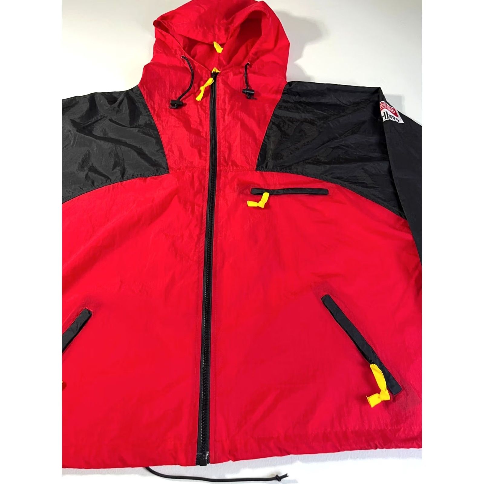 Marlboro VINTAGE Marlboro Adventure Team Jacket Windbreaker Hooded XL Men Red Black 90s Full Zip Size US XL / EU 56 / 4 - 7 Thumbnail