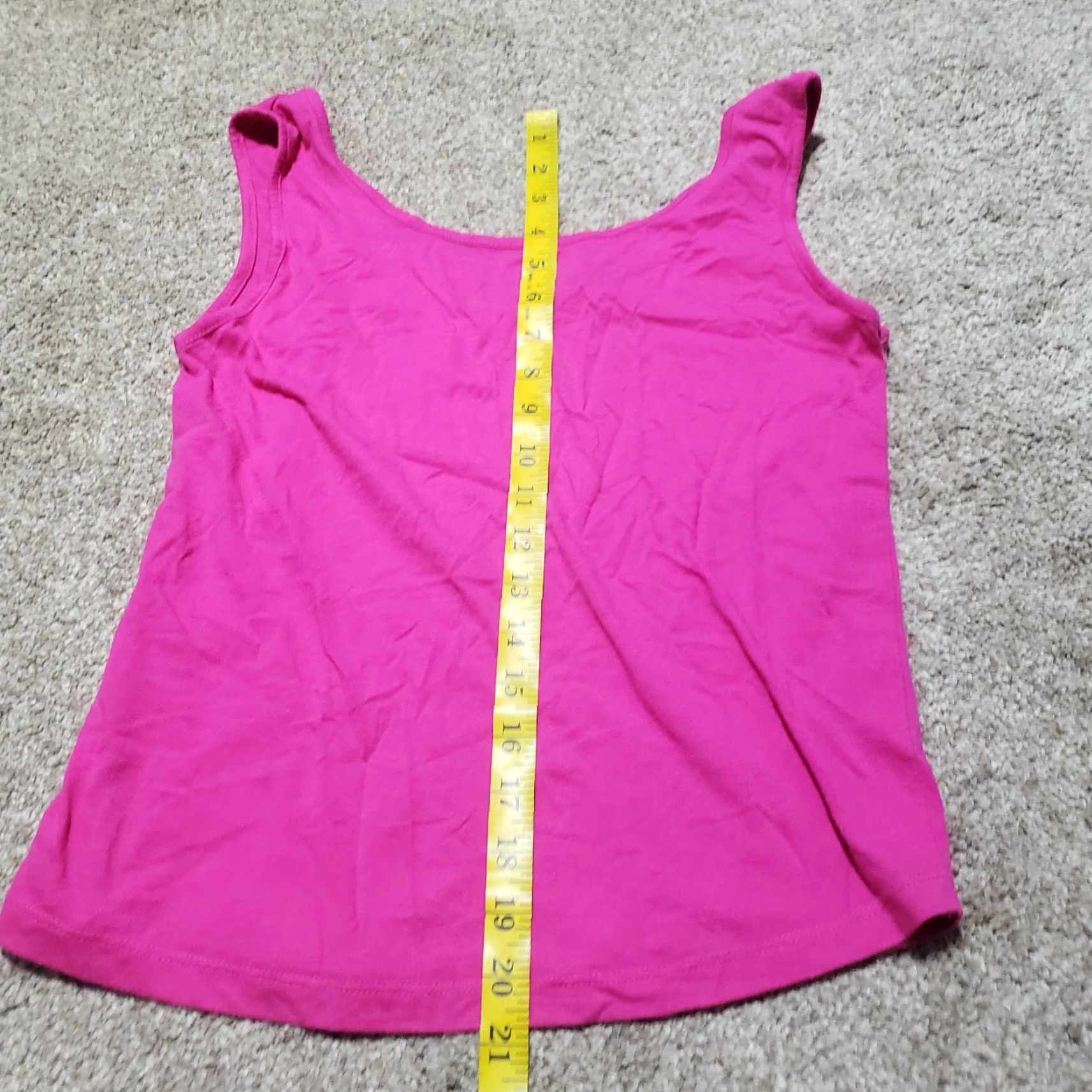 Vintage Avon Tank Shirt Women XS Pink Sleeveless V-Neck Solid Adult Shirt Womens XS Pink Avon Tank Sleeveless V-Neck Solid Shirt Size XS / US 0-2 / IT 36-38 - 4 Thumbnail