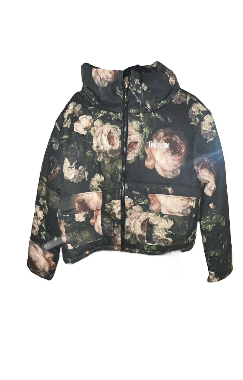 Civil Regime × Designer CIVIL REGIME FLORAL CROPPED PUFFER JACKET IN FLORAL PRINT Size US L / EU 52-54 / 3 - 1 Thumbnail
