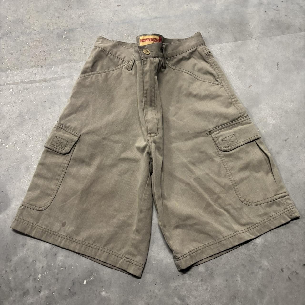 Japanese Brand × Vintage Crazy Vintage Y2K/200s Baggy Khaki Streetwear Skater Style Cargo Shorts! Size US 33 - 1 Thumbnail
