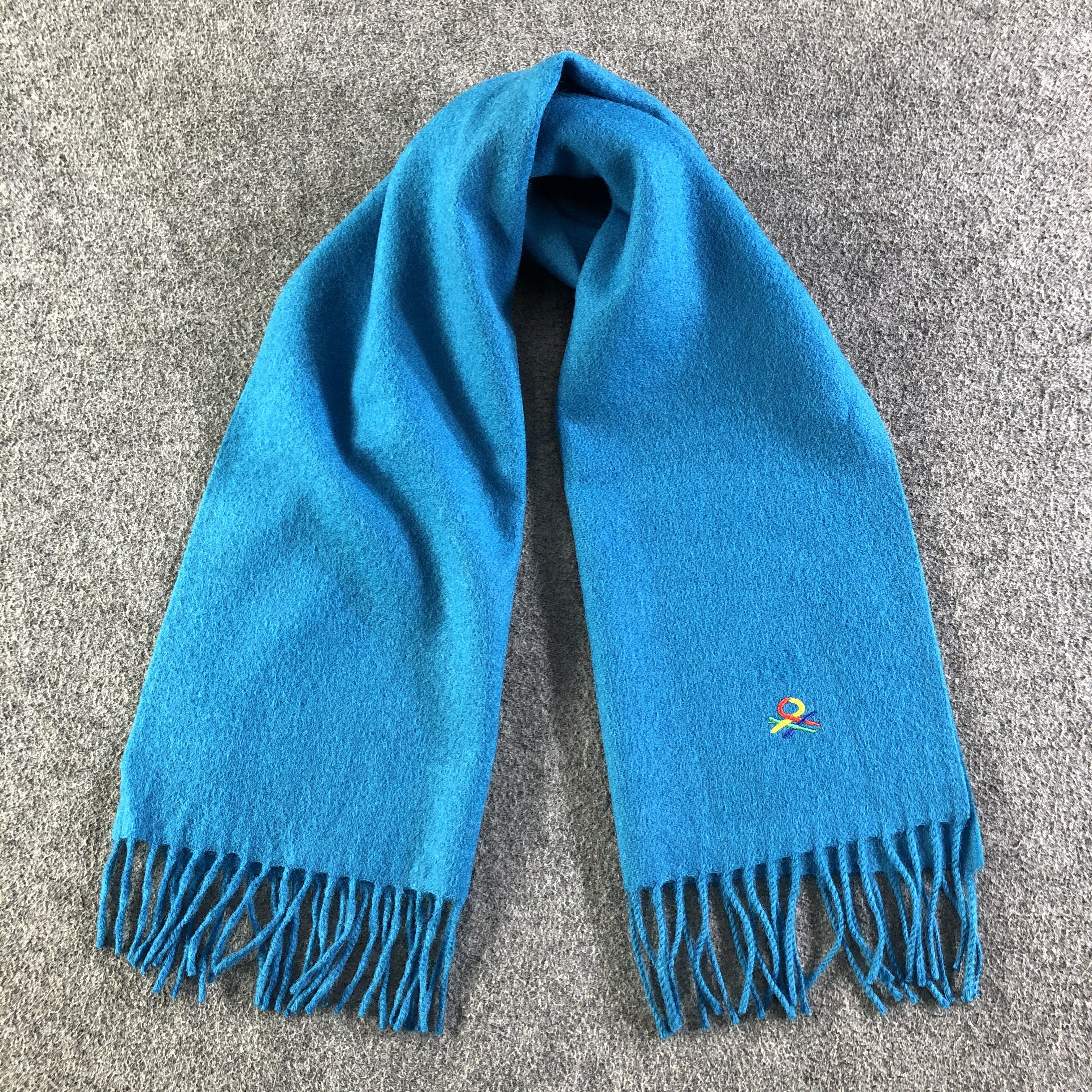 United Colors Of Benetton United Colors Of Benetton Scarf / Muffler / Neckwear Size ONE SIZE - 1 Thumbnail
