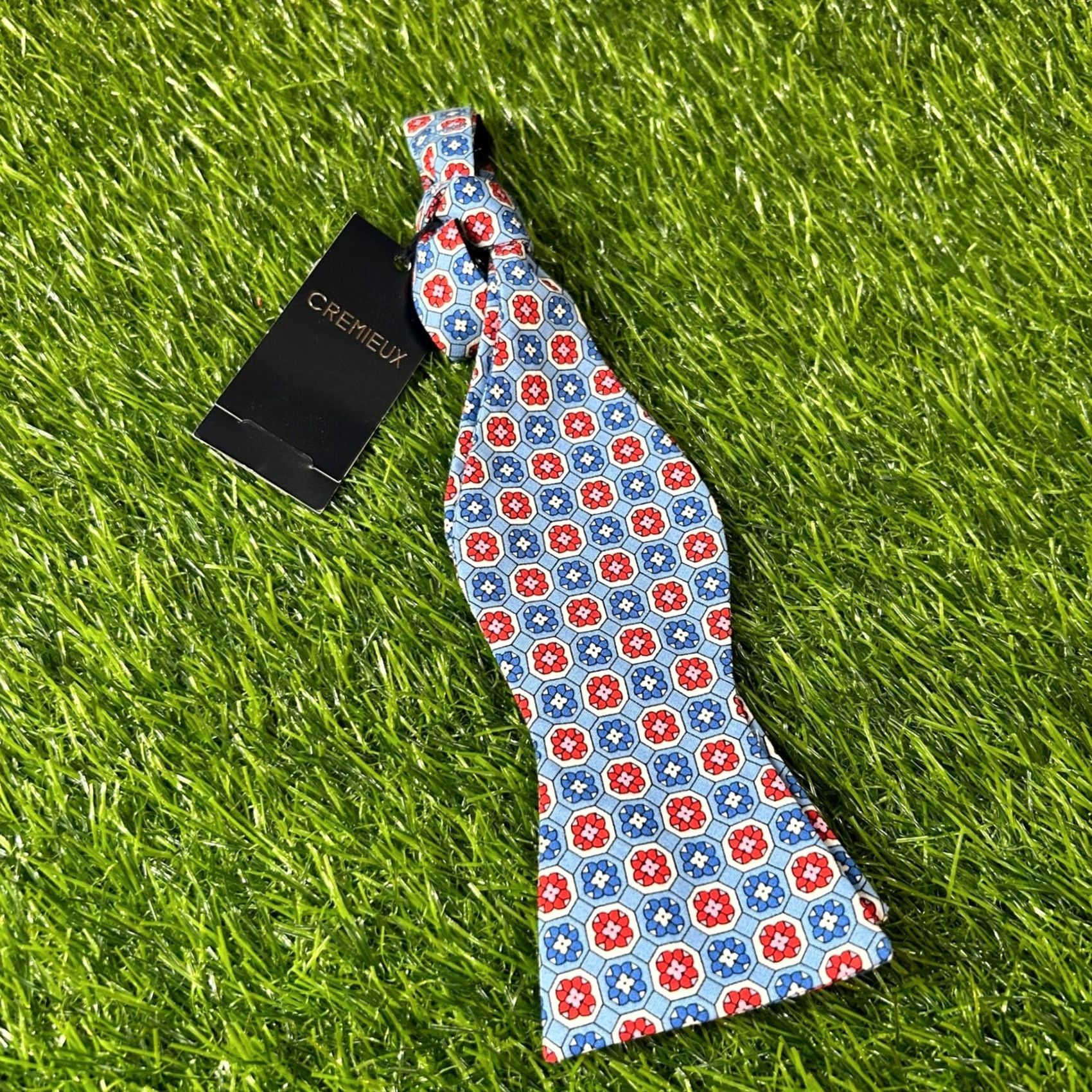 Cremieux Cremieux Bow Tie Self Tie Blue Red Geometric Pattern Adjustable Neck Mens NWT Black? Blue? Size ONE SIZE - 2 Thumbnail