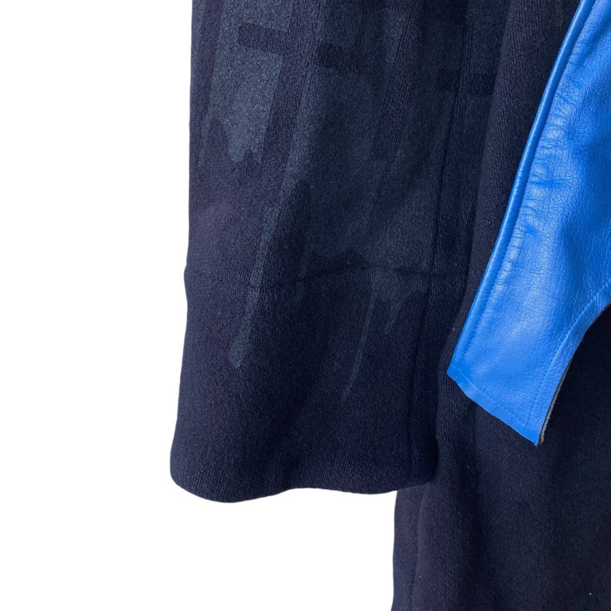 Undercover Undercover 96AW Wire Cross Print COATUC-6W-CO-03 Size US L / EU 52-54 / 3 - 8 Thumbnail