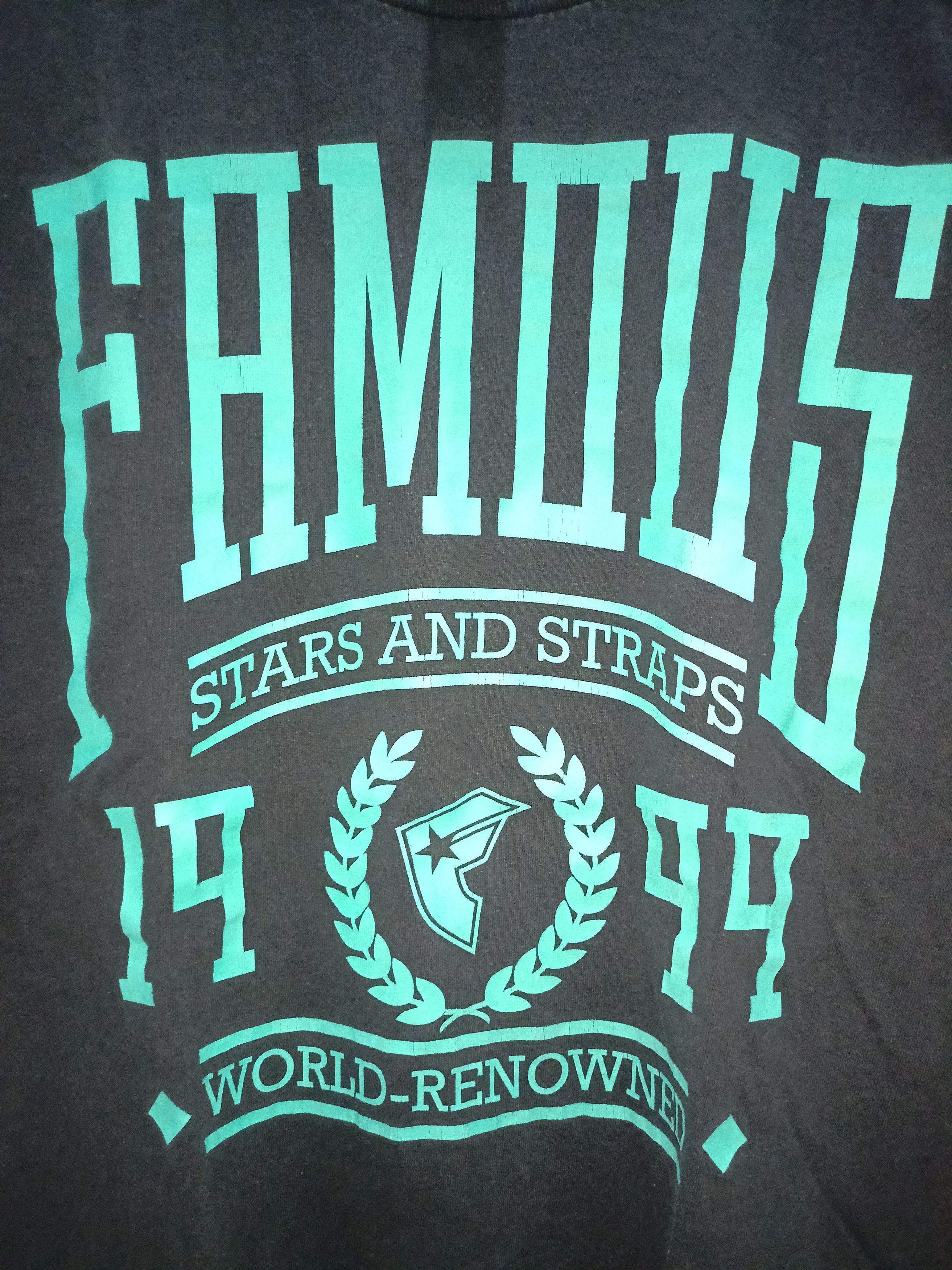 Famous Stars And Straps TSHIRT : FAMOUS STAR AND STRAPS Size US L / EU 52-54 / 3 - 6 Thumbnail