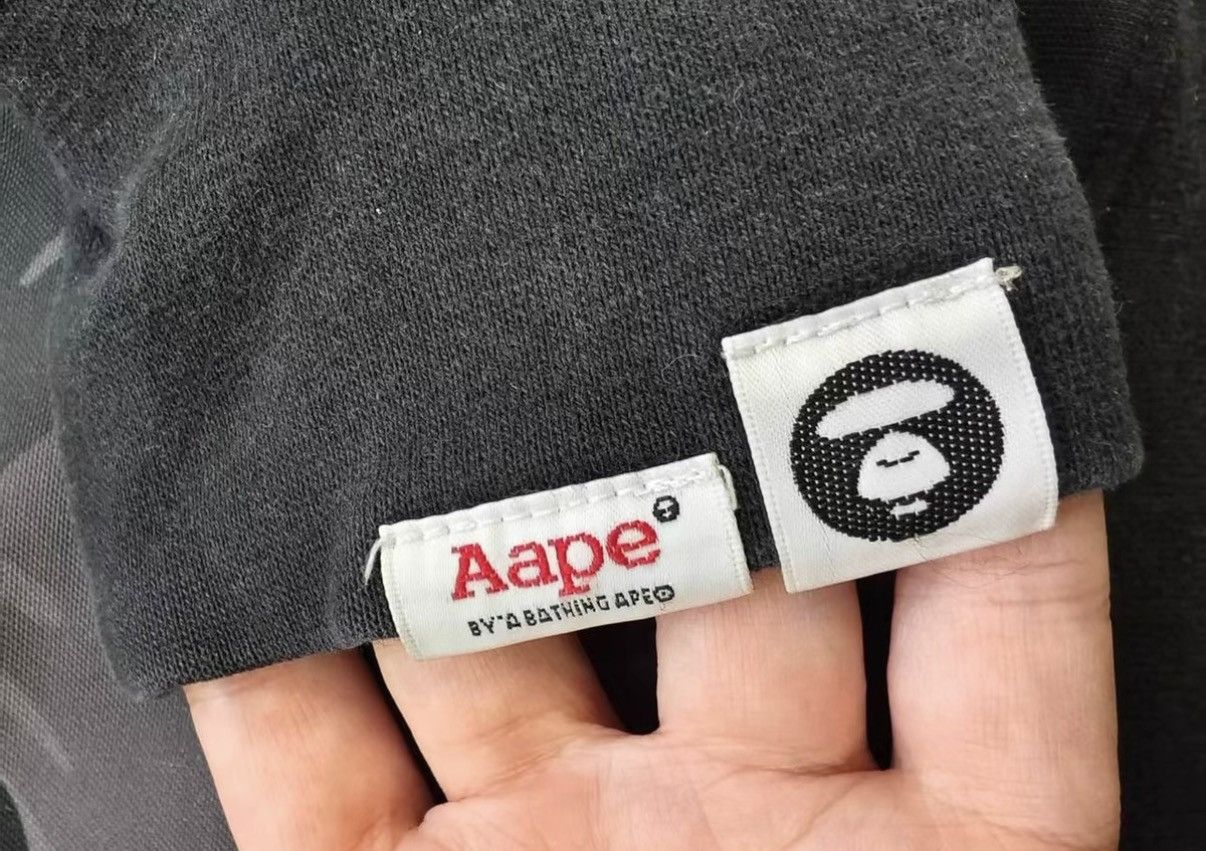Bape BAPE OG Nigo era black and gray paneled sweatshirt Size US M / EU 48-50 / 2 - 6 Thumbnail