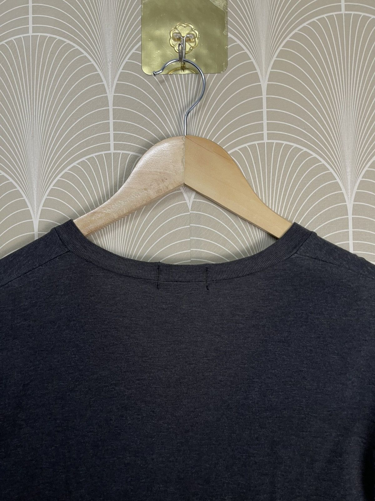 Helmut Lang × Japanese Brand × Vintage 90s HELMUT LANG PLAIN TEES V NECK FADED Size US M / EU 48-50 / 2 - 11 Thumbnail