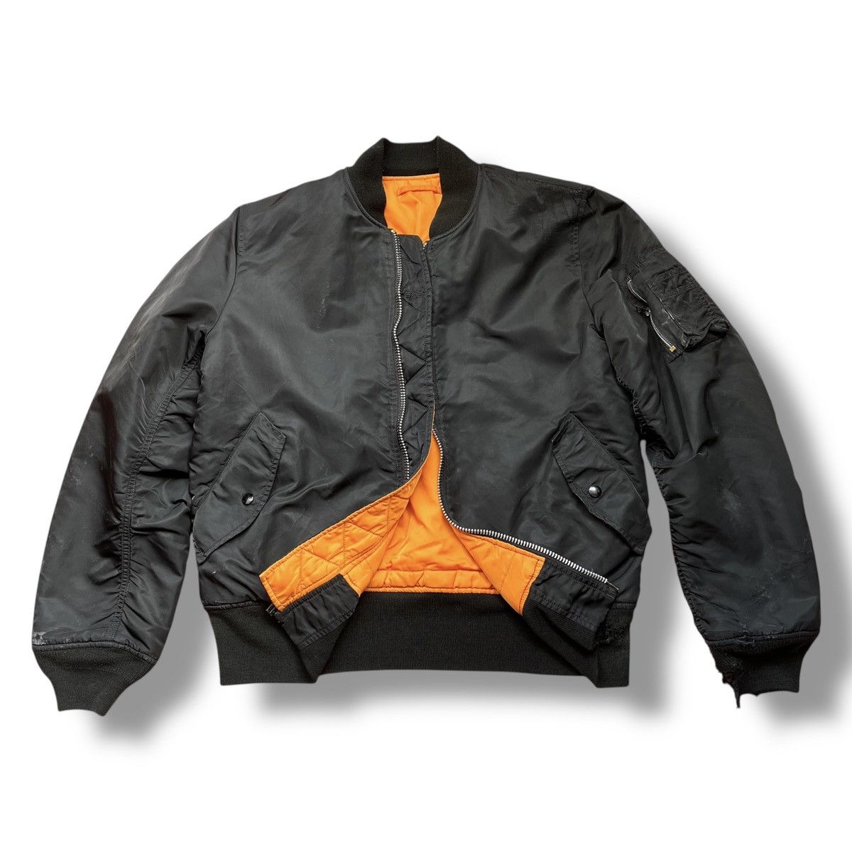 VINTAGE ALPHA INDUSTRIES AVIREX MA-1 BOMBER FLIGHT JACKET