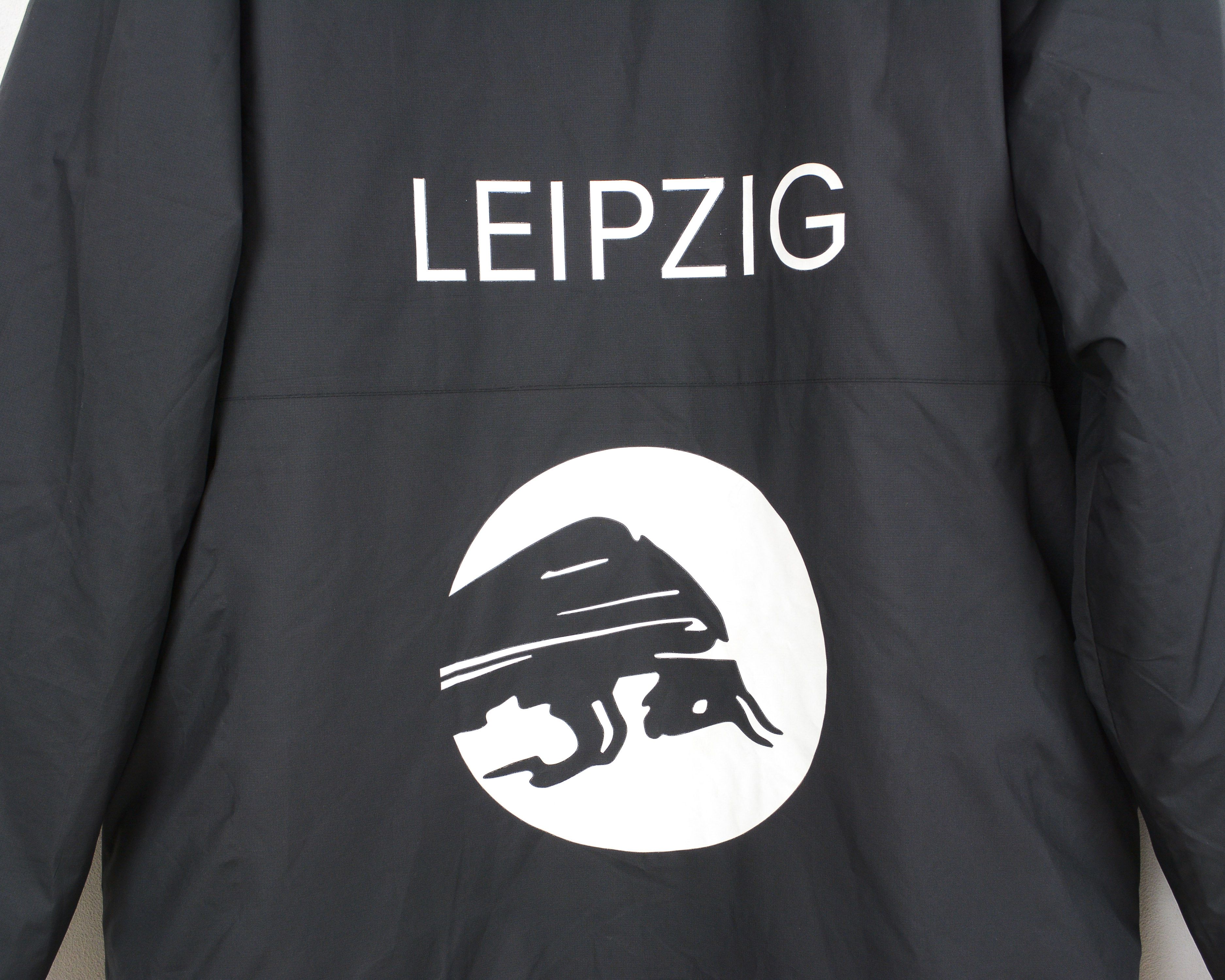 Nike RB LEIPZIG Mens M Long Jacket Parka Hooded FC Soccer Coat Size US M / EU 48-50 / 2 - 5 Thumbnail