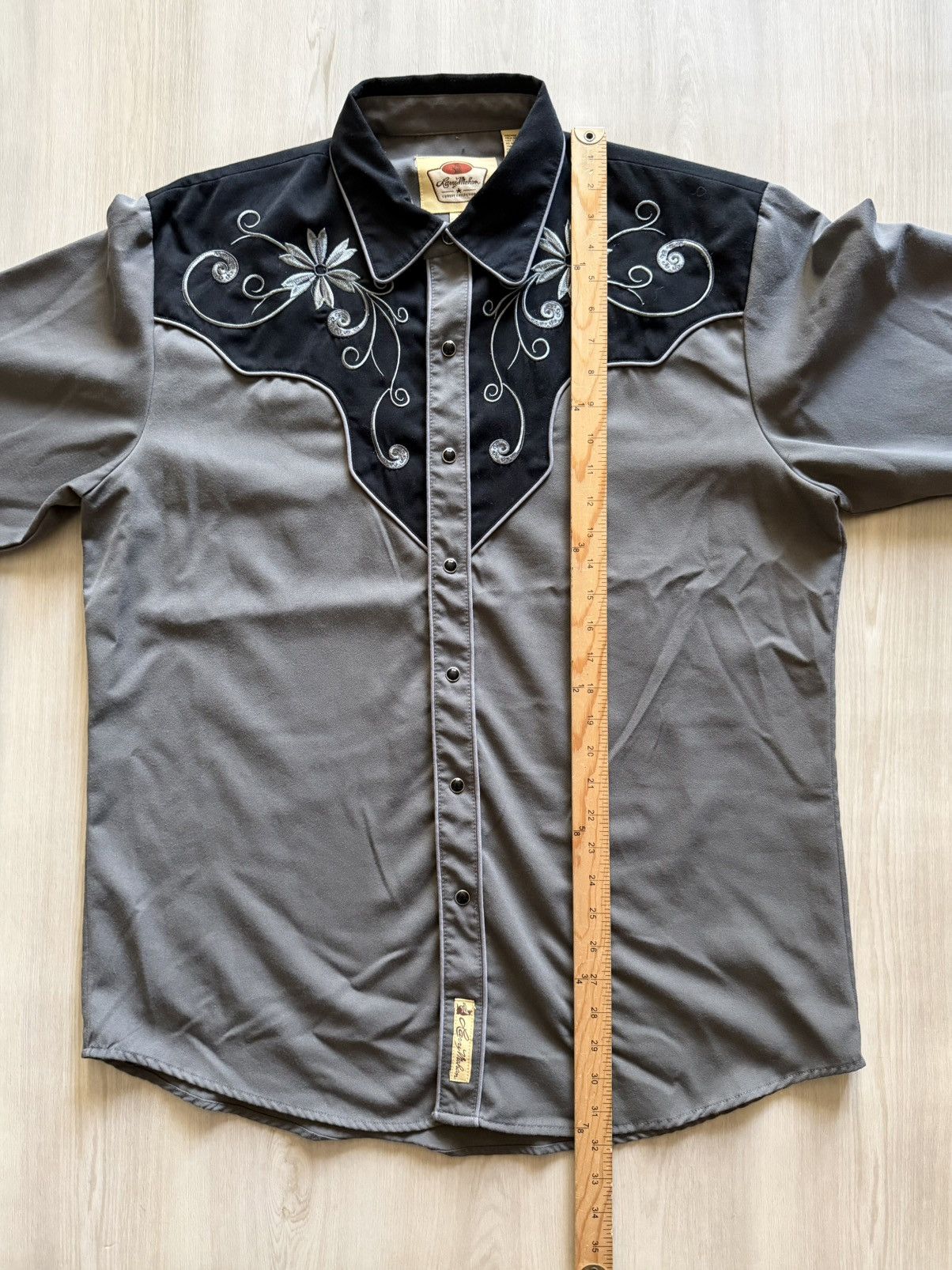 Larry Mahan Larry Mahan Cowboy Collection Western Pearl Snap Sz L Size US L / EU 52-54 / 3 - 5 Thumbnail