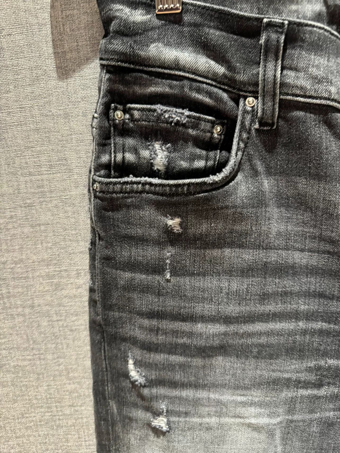 Amiri amiri distressed black gray denim jeans Size US 33 - 4 Thumbnail