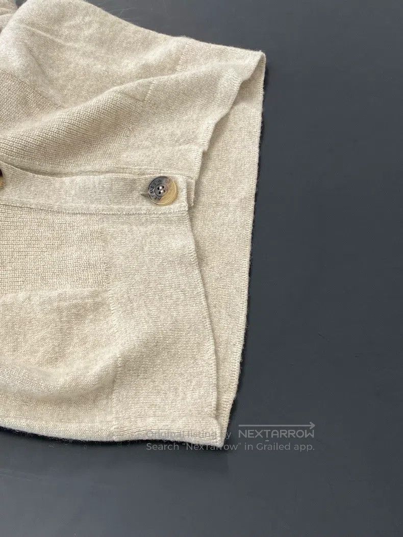 Hermes Hermes Solid color V-neck three-button knit cardigan Size XS / US 0-2 / IT 36-38 - 6 Thumbnail