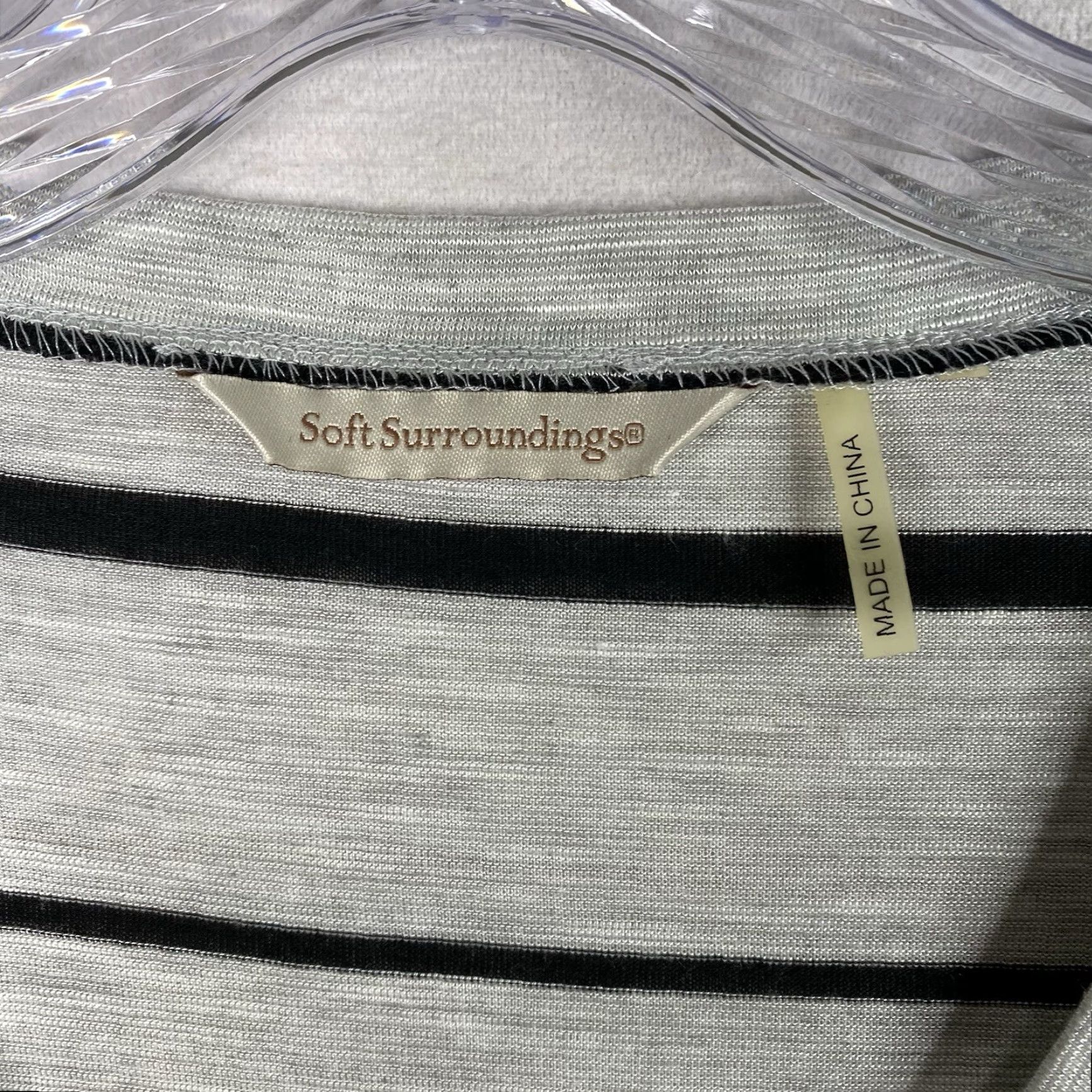 Soft Surroundings Soft Surroundings Shirt Womens 1X Gray V-Neck Tunic Striped Stretch Lightweight Size XL / US 12-14 / IT 48-50 - 3 Thumbnail