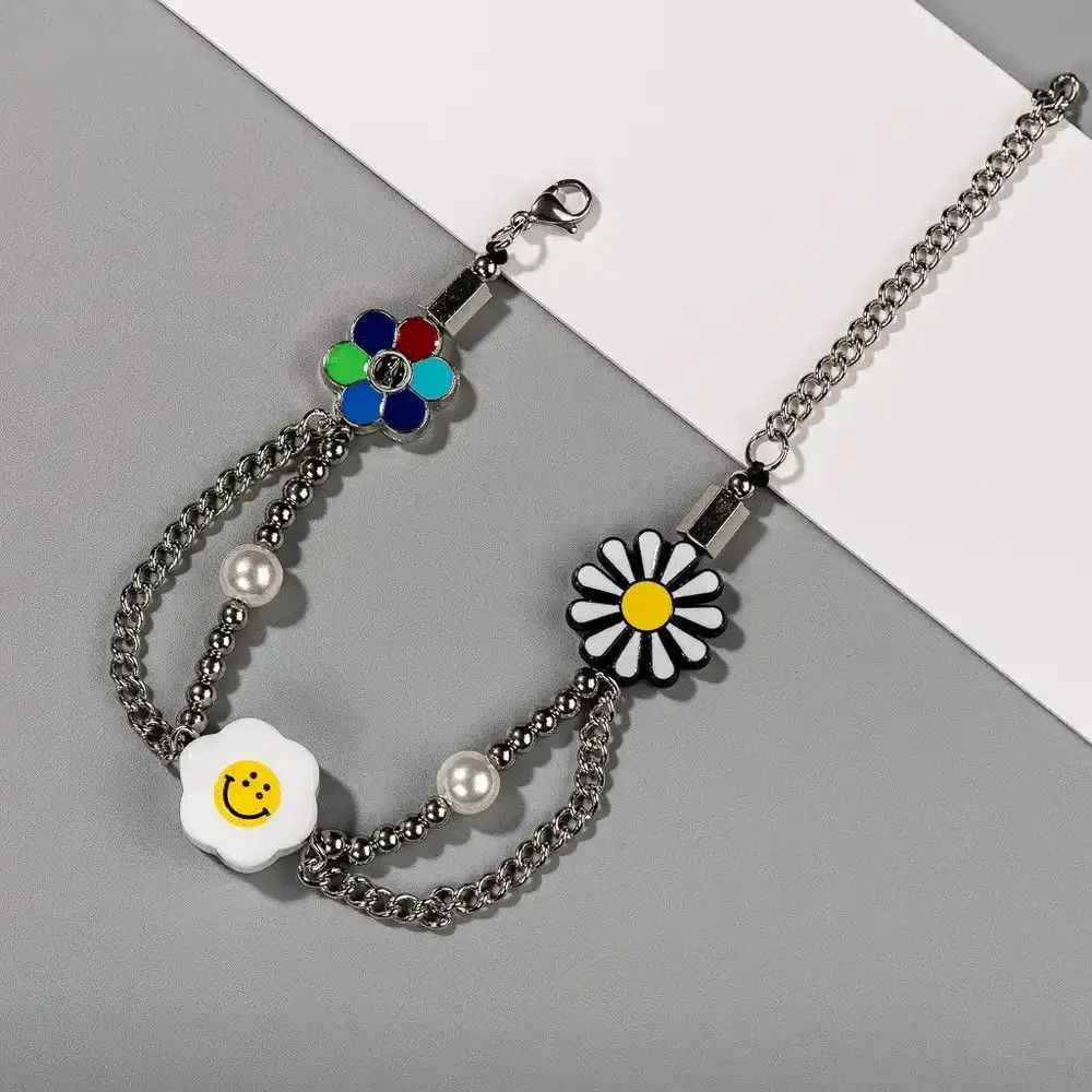Jewelry Three Circles Necklace Size ONE SIZE - 1 Thumbnail