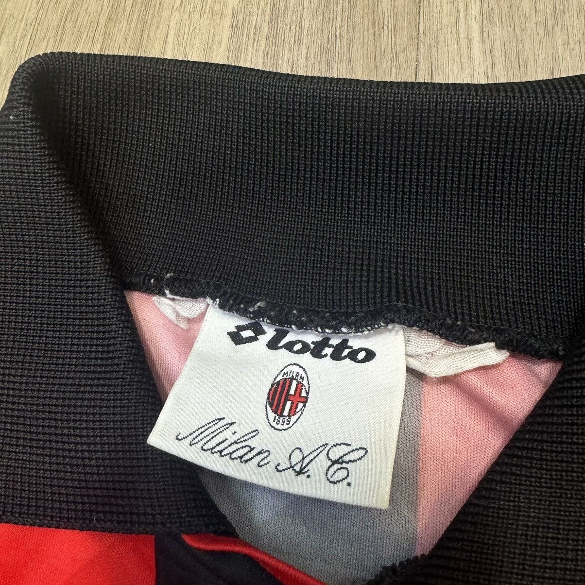 Lotto Sport AC Milan 93/94 longsleeves home shirt Size US M / EU 48-50 / 2 - 6 Thumbnail