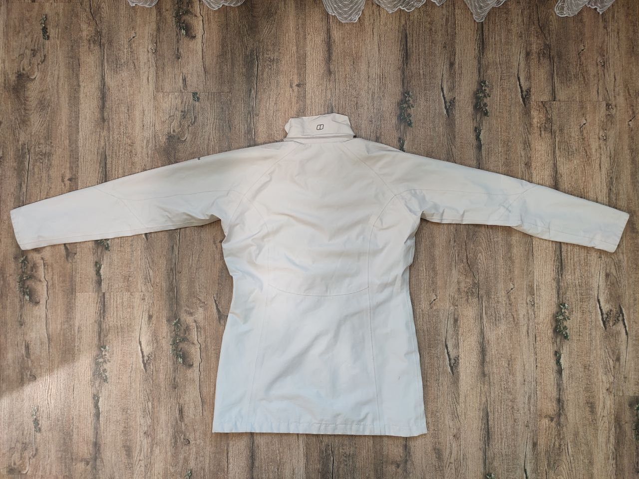 Berghaus Berghaus GORE-TEX Women's Waterproof Jacket-Coat Size 10 Size L / US 10 / IT 46 - 8 Thumbnail