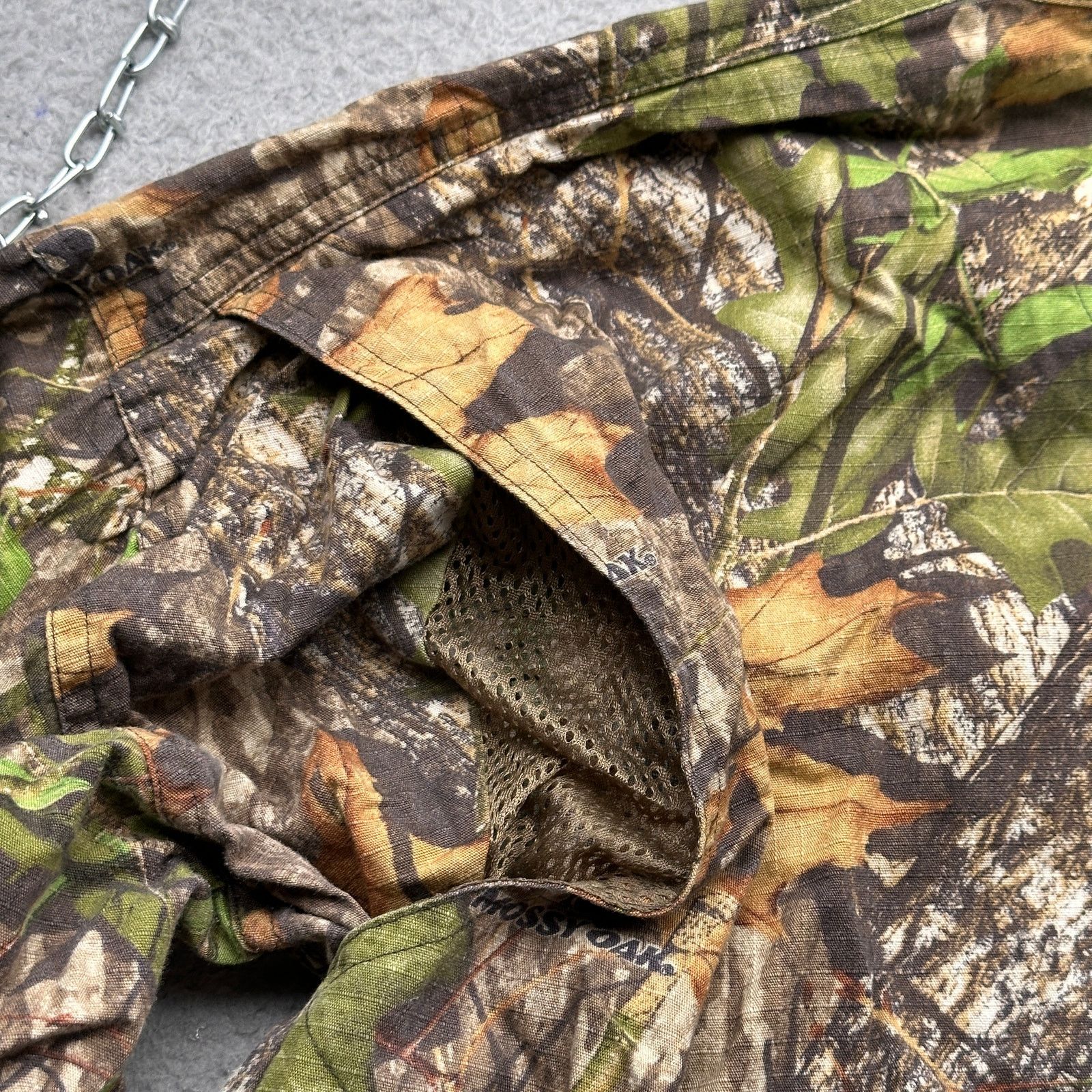 Mossy Oaks Mossy Oak Vapor-Tec Tree Camouflage Button Up Shirt Mens L Size US L / EU 52-54 / 3 - 9 Thumbnail