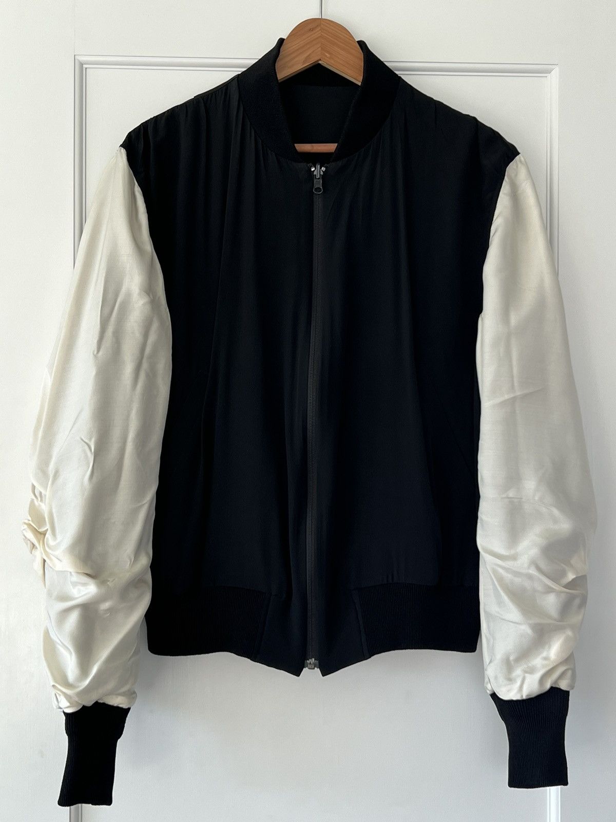 Yohji Yamamoto SS2004 Yohji Yamamoto Smoking Girl Runway Silk Bomber Jacket Size US L / EU 52-54 / 3 - 7 Thumbnail