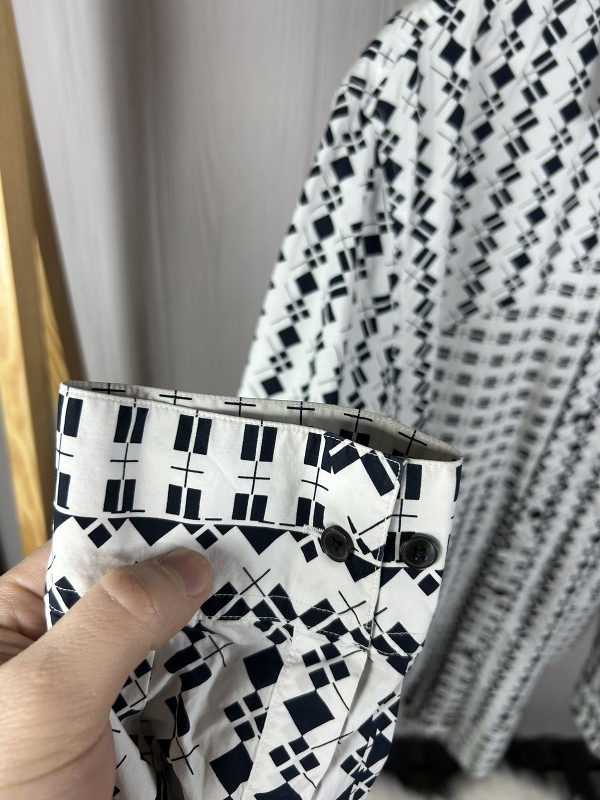 Marni MARNI H&M Art Geometric Designer Shirt Size XL Size US XL / EU 56 / 4 - 8 Thumbnail