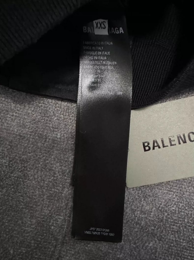 Balenciaga Balenciaga Black back letter be kind clip cotton-padded ja Size US XXS / EU 40 - 4 Thumbnail