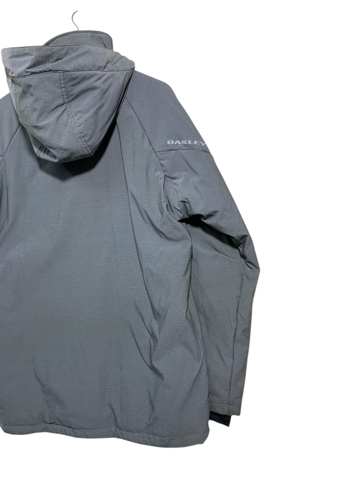 Oakley 🔥OAKLEY PUFFER OUTDOOR GEAR JACKETS GREY Size US XL / EU 56 / 4 - 7 Thumbnail