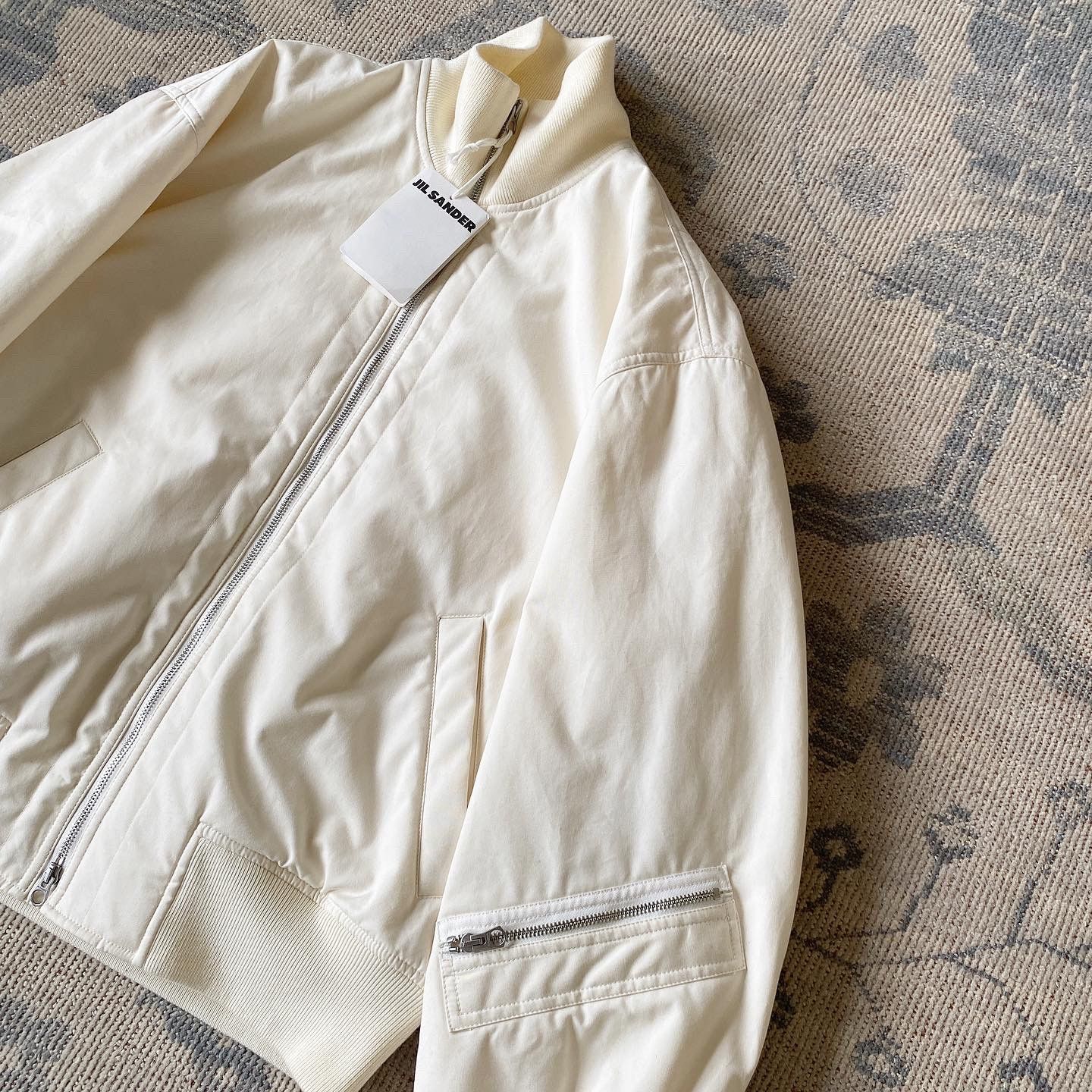 Jil Sander FW22 Off White Bomber (BNWT) Size US M / EU 48-50 / 2 - 3 Thumbnail