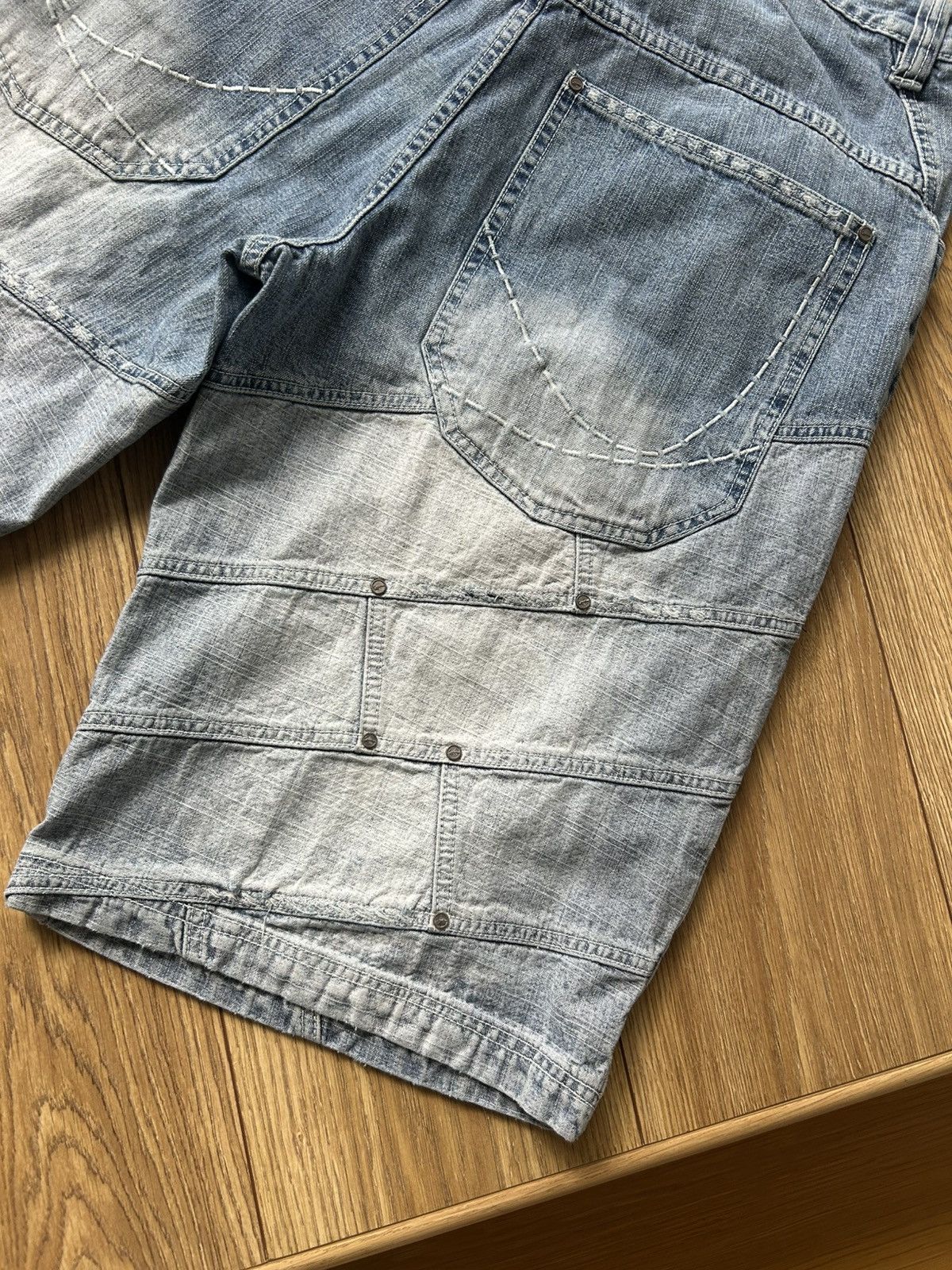 Karl Kani Karl Kani vintage Y2K Denim Shorts Size US 34 / EU 50 - 2 Thumbnail