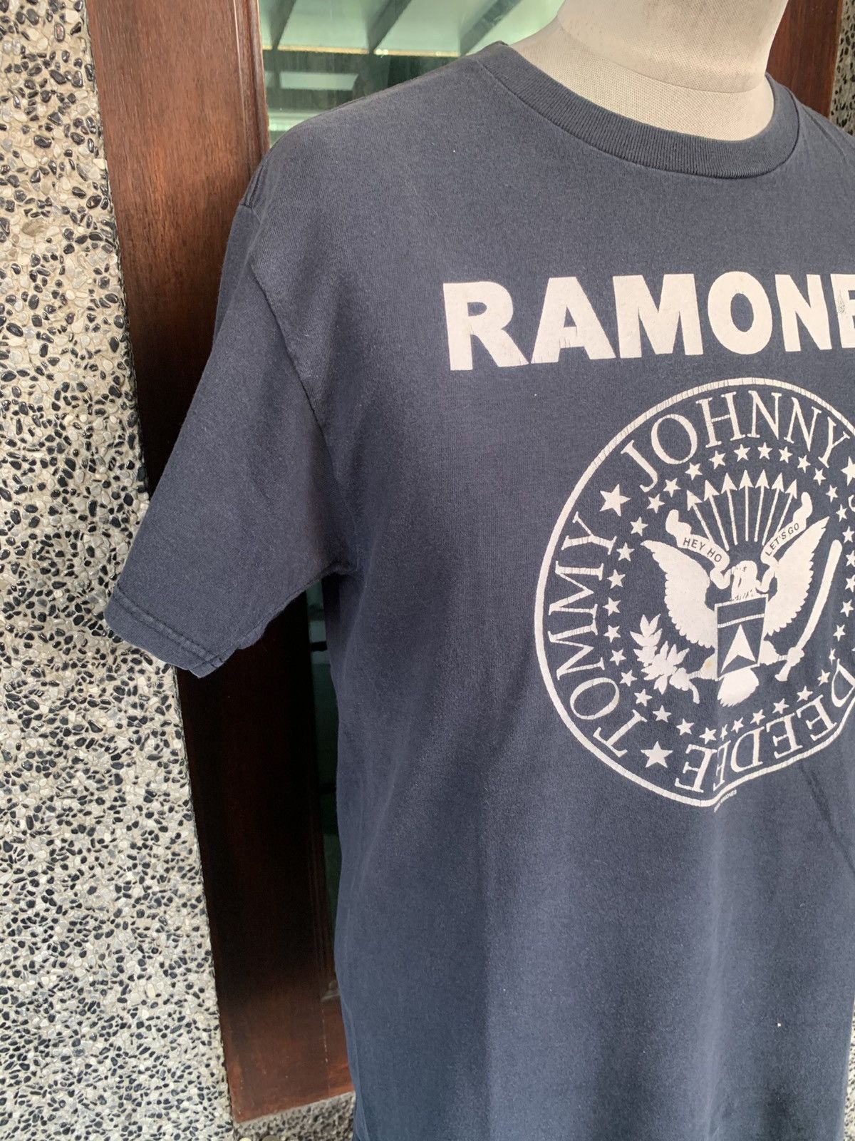 Band Tees Vintage 2004 Ramones Rock Band / Punk Rock T shirt Size US M / EU 48-50 / 2 - 5 Thumbnail