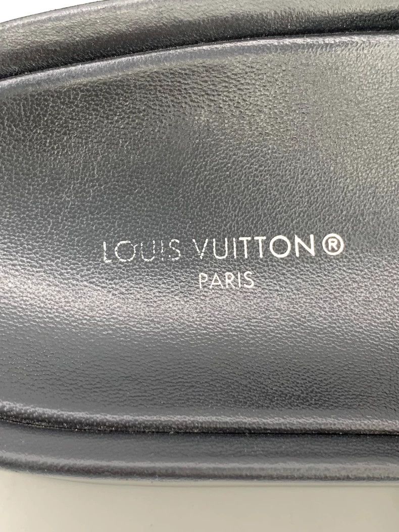 Louis Vuitton Louis Vuitton Black logo presbyopic leather slippers Size US 6.5 / IT 36.5 - 7 Thumbnail