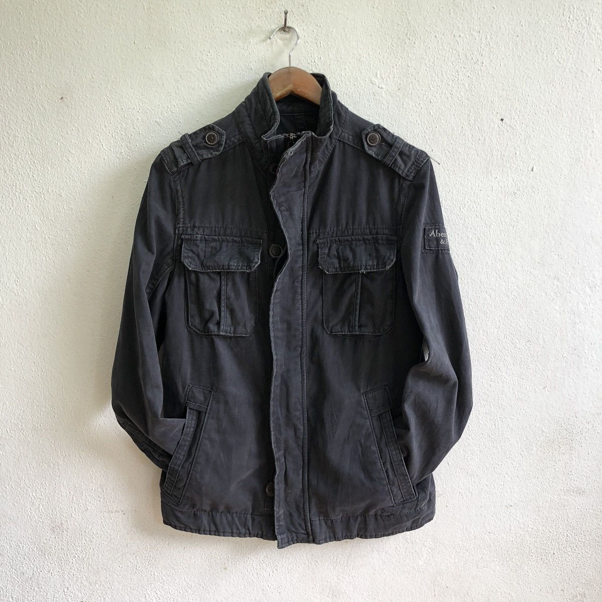 image of Abercrombie Fitch Abercrombie & Fitch Sentinel Jacket in Dark Grey, Men's (Size Medium)